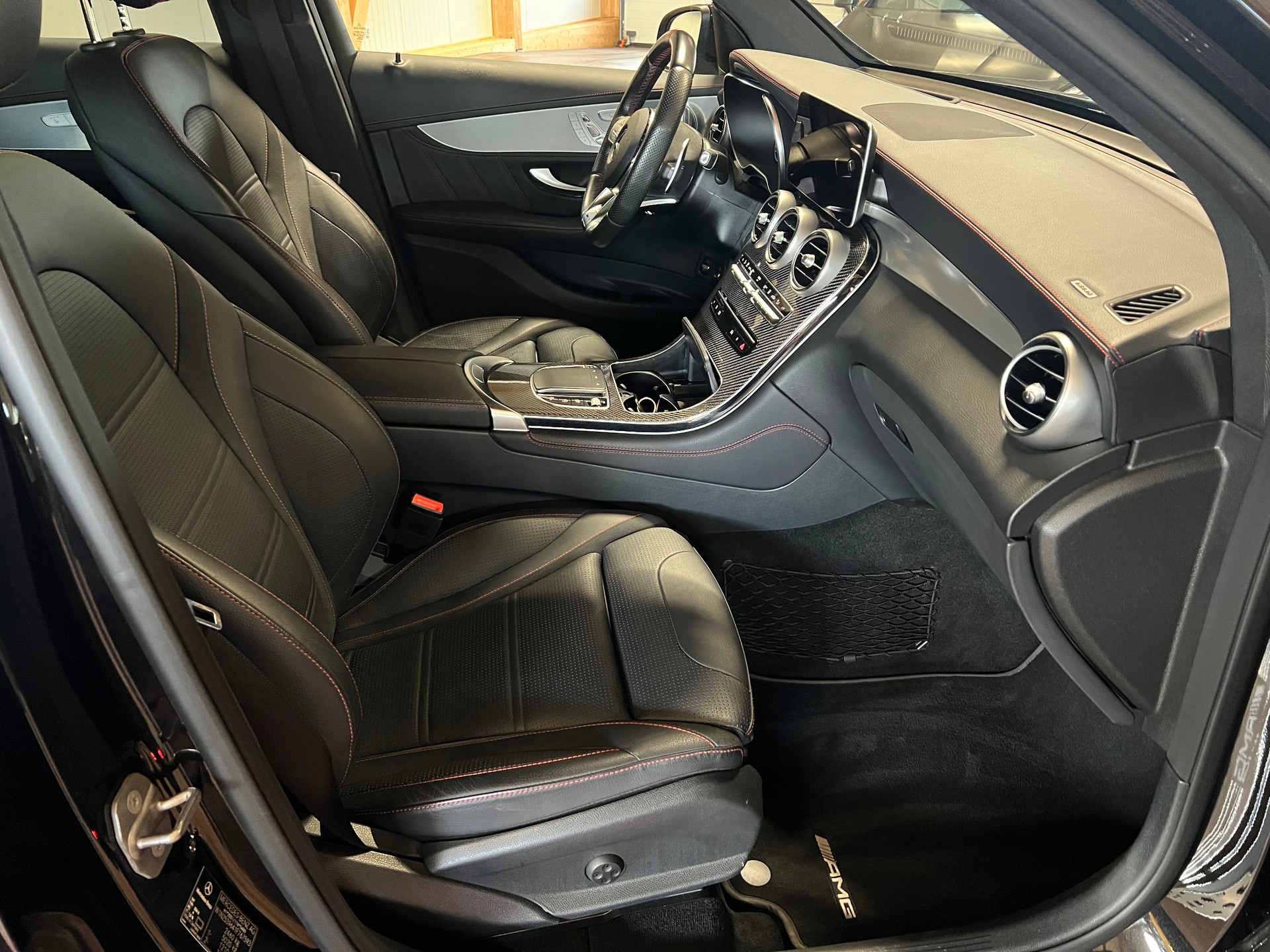 MERCEDES-BENZ GLC 43 AMG 4Matic 9G-Tronic-image-10