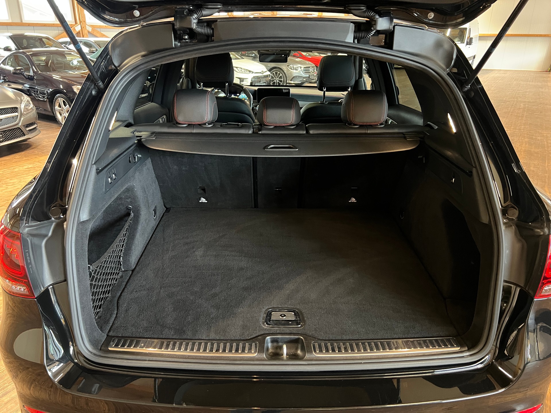 MERCEDES-BENZ GLC 43 AMG 4Matic 9G-Tronic-image-14