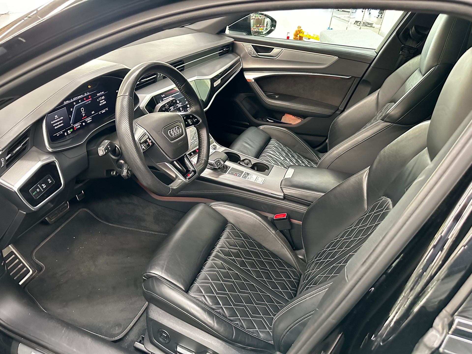 AUDI S6 Avant 3.0 TDI quattro tiptronic-image-7
