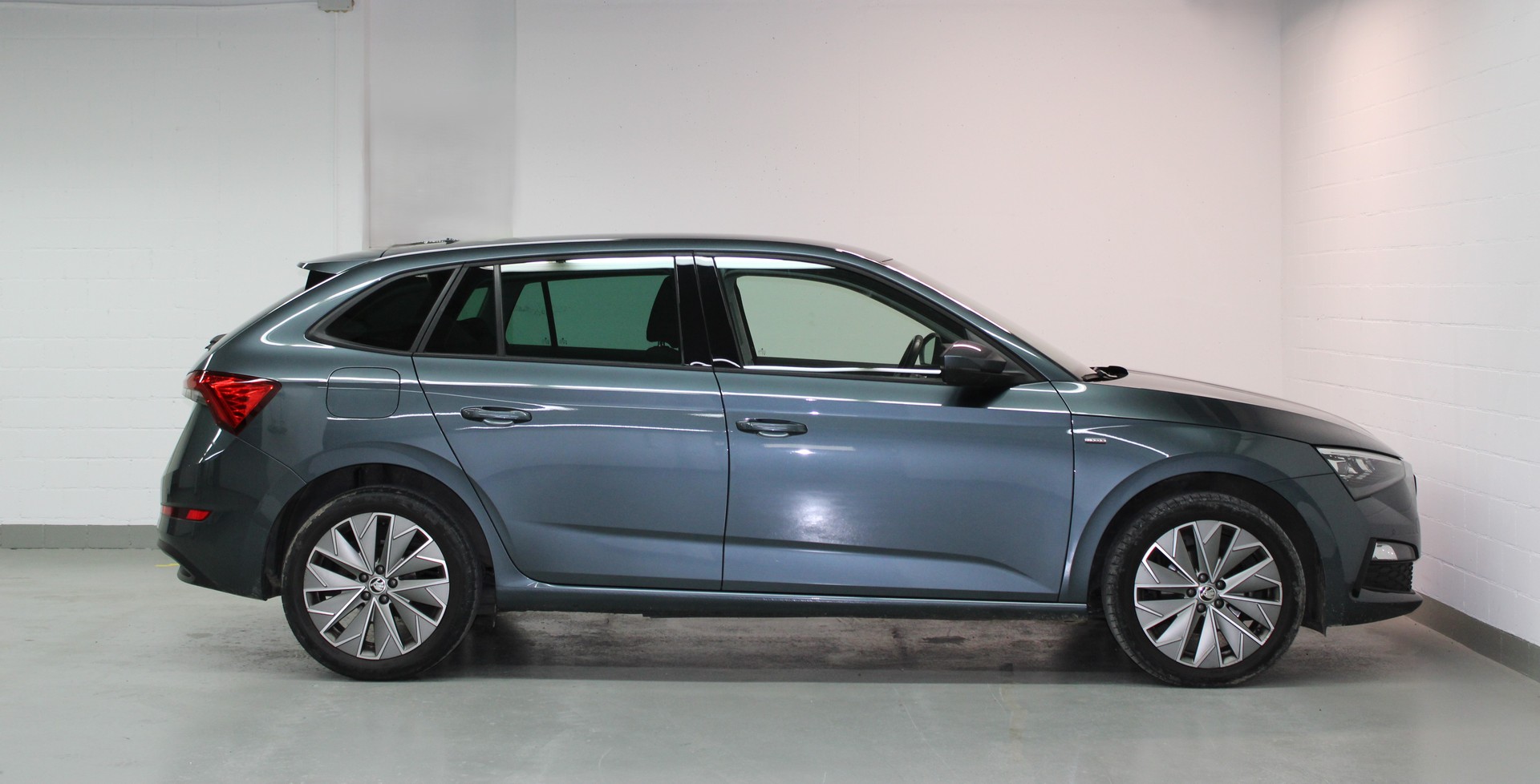 SKODA Scala 1.5 TSI ACT Clever DSG-image-4