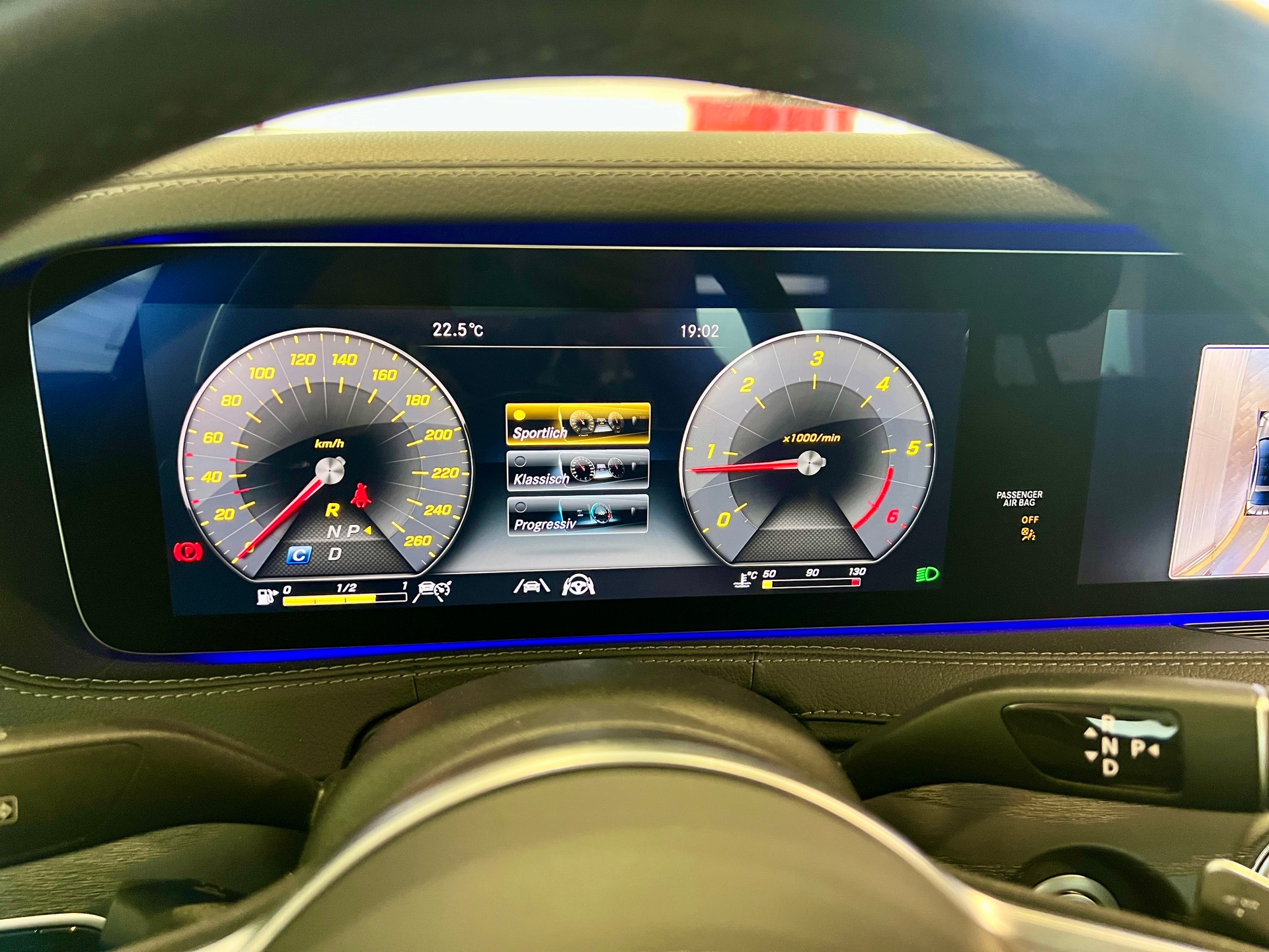 MERCEDES-BENZ S 350 d 4Matic 9G-Tronic-image-21