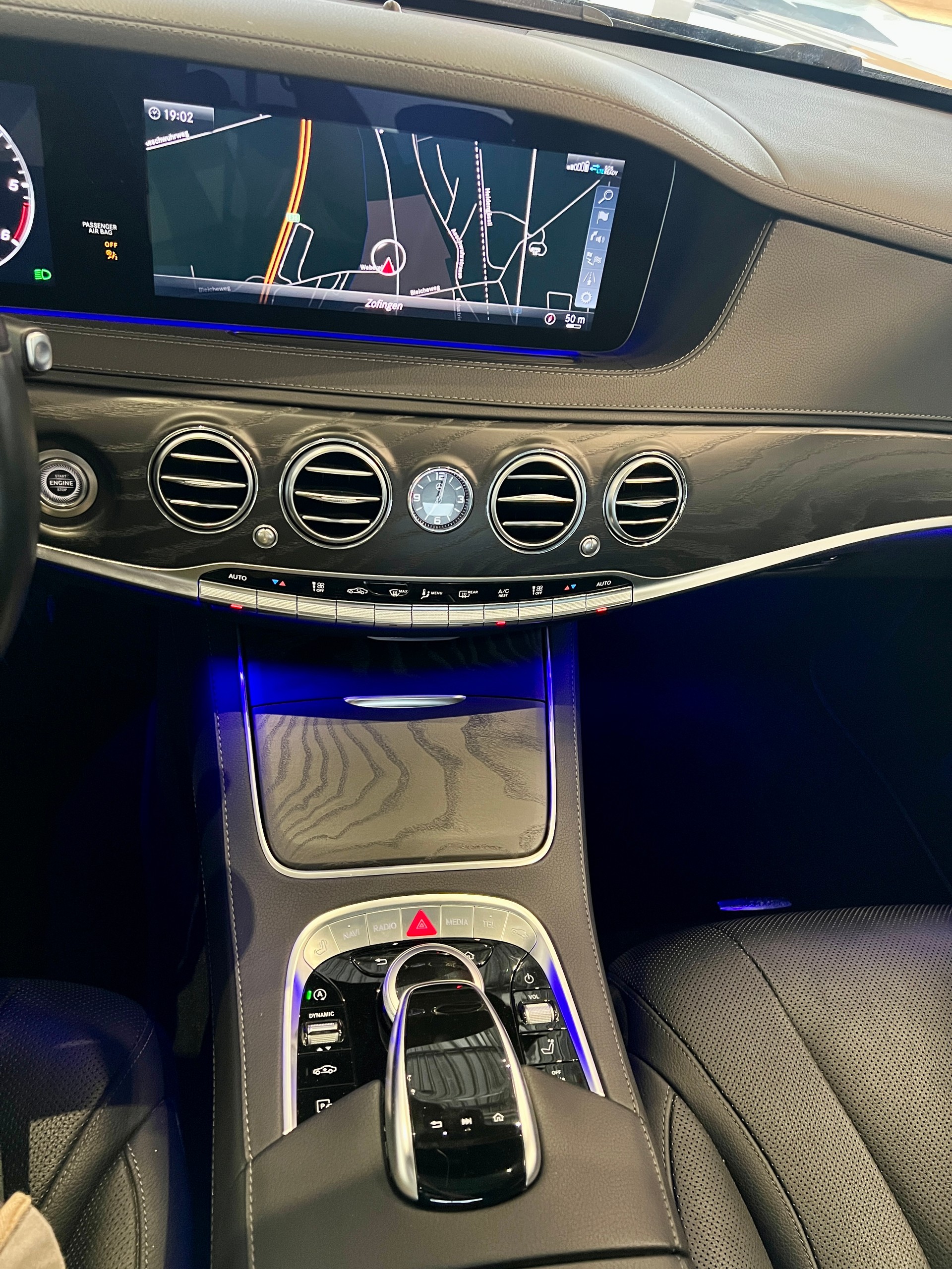 MERCEDES-BENZ S 350 d 4Matic 9G-Tronic-image-18