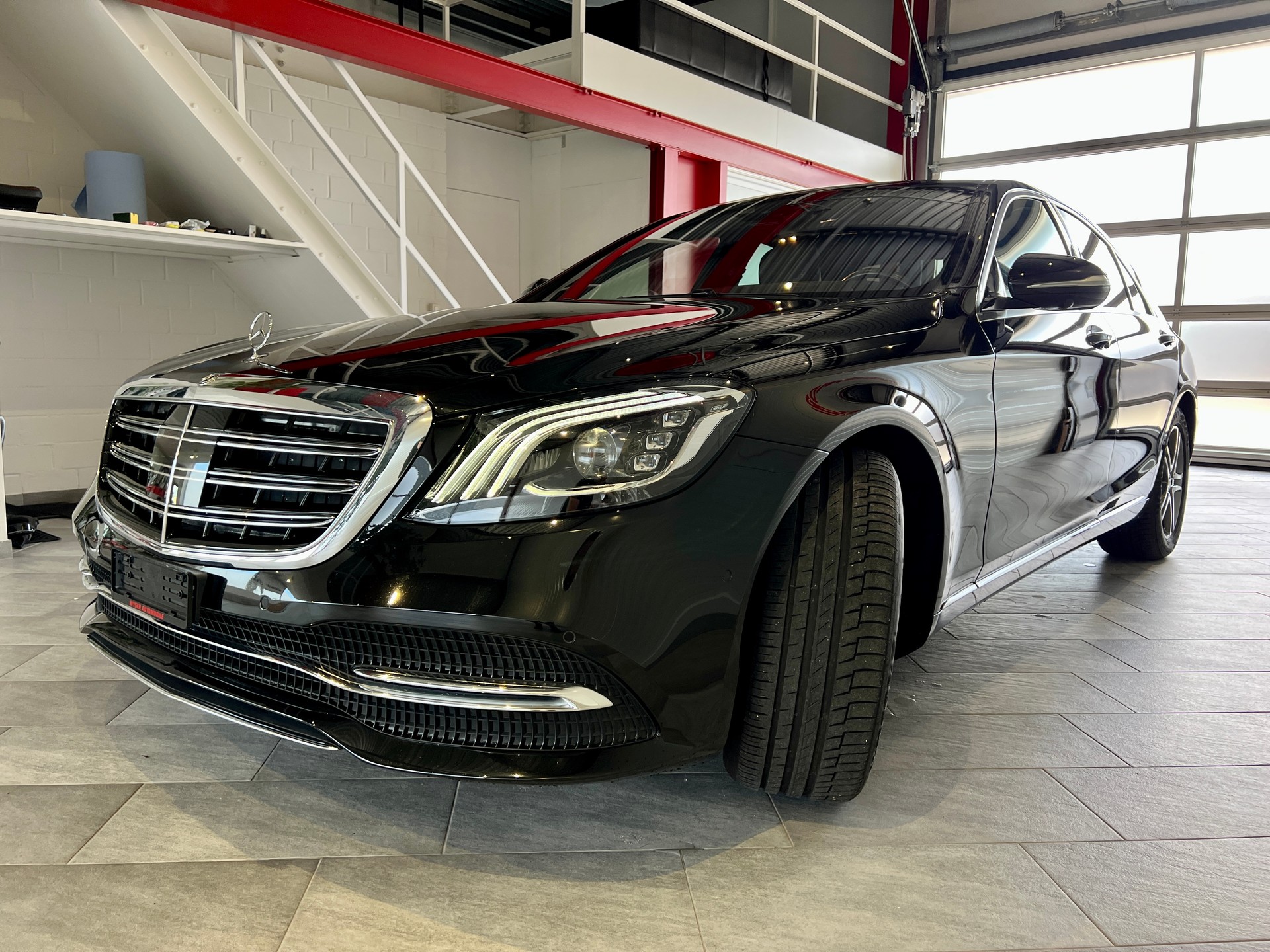 MERCEDES-BENZ S 350 d 4Matic 9G-Tronic-showroom-element-3