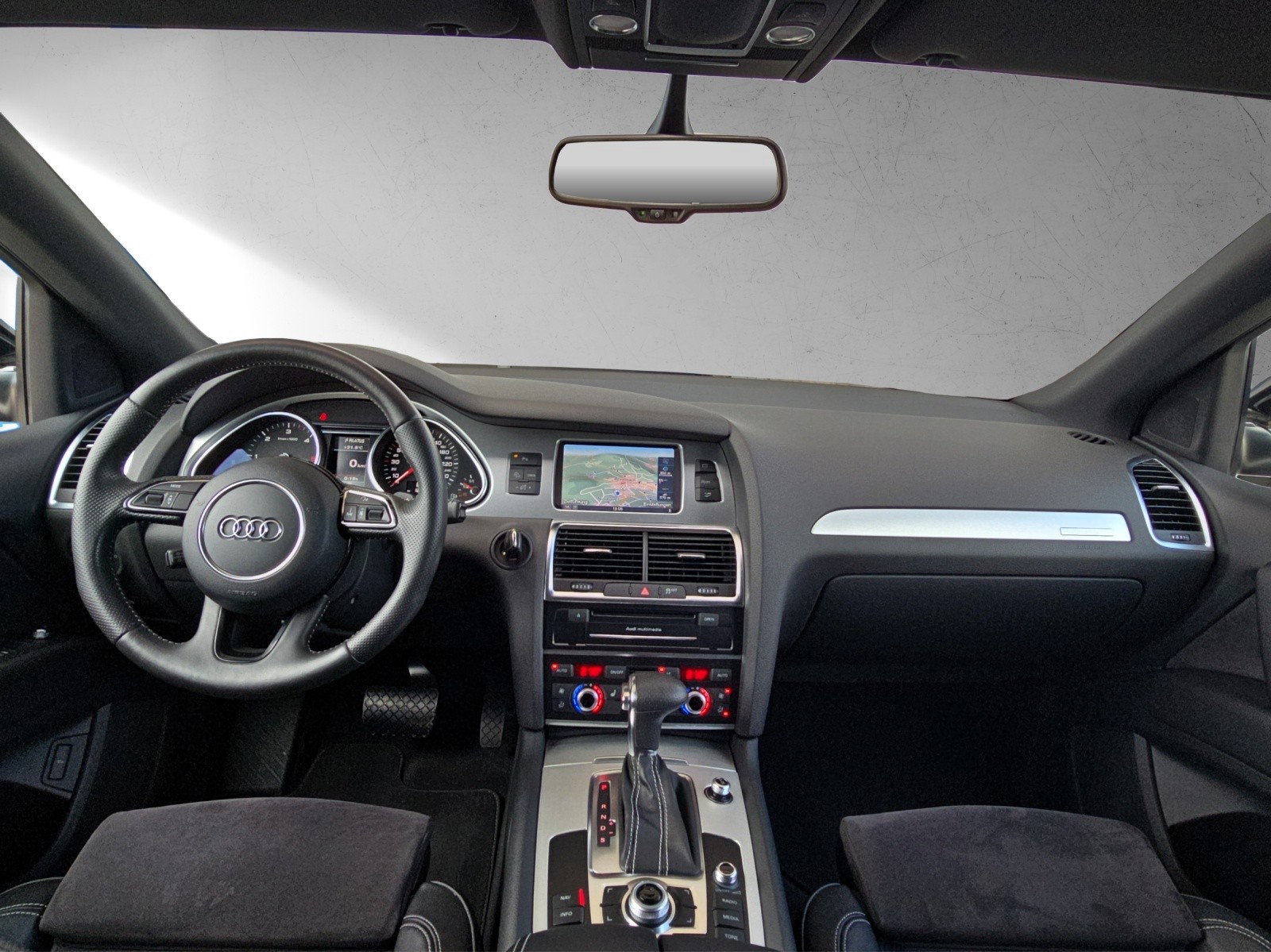 AUDI Q7 3.0 TDI S-Line quattro tiptronic Luftfederung 7-Sitzer-image-11