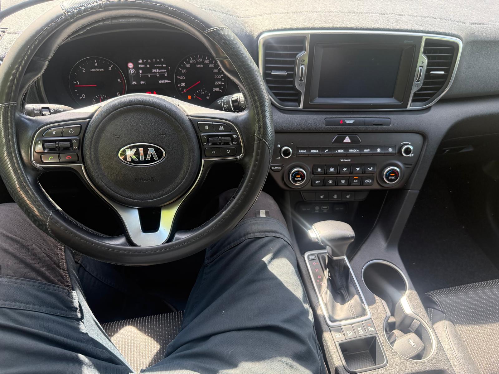 KIA Sportage 2.0CRDi LX 4WD Automat-image-11