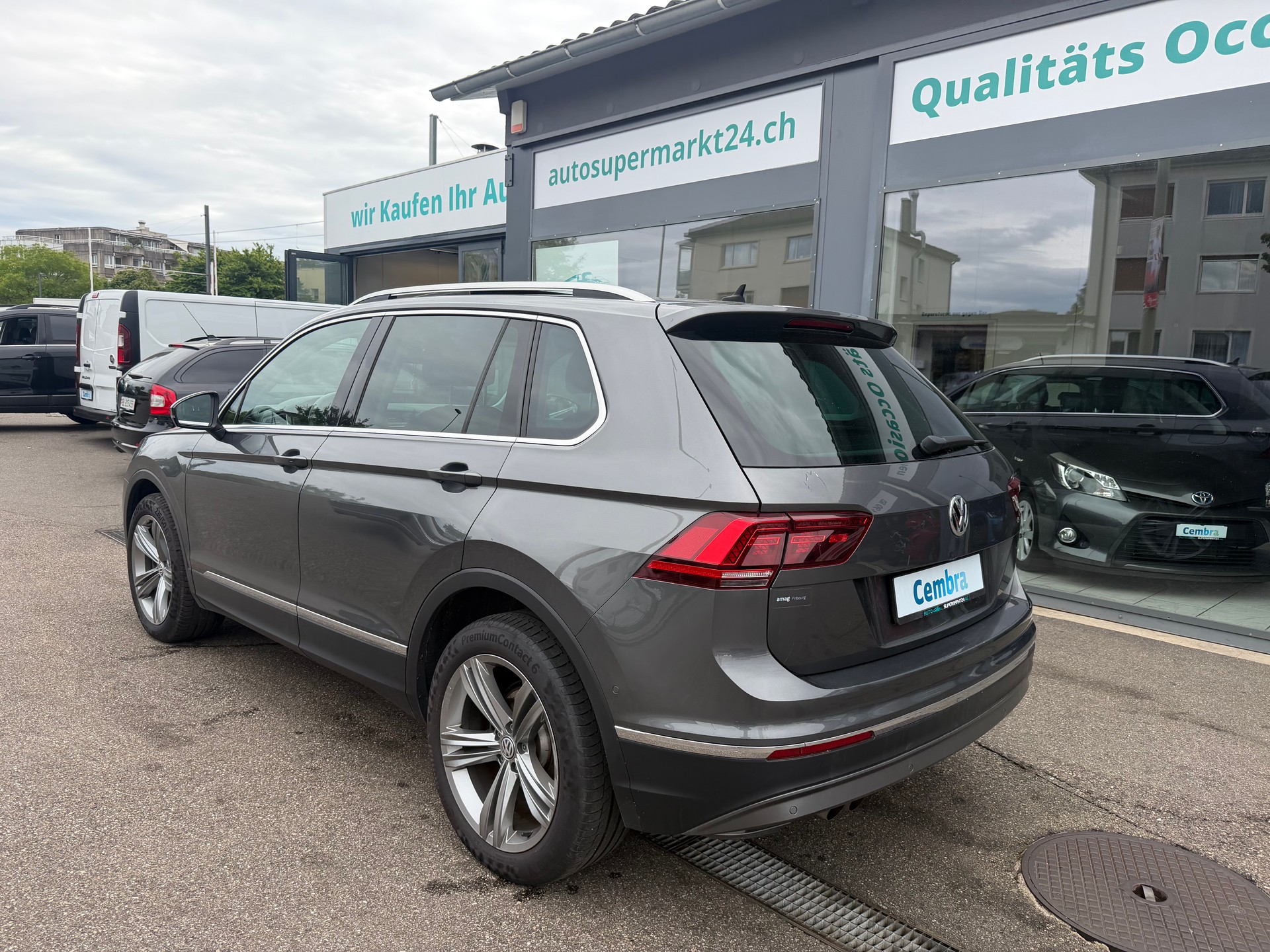 VW Tiguan 2.0 TDI SCR Highline 4Motion DSG-showroom-element-3