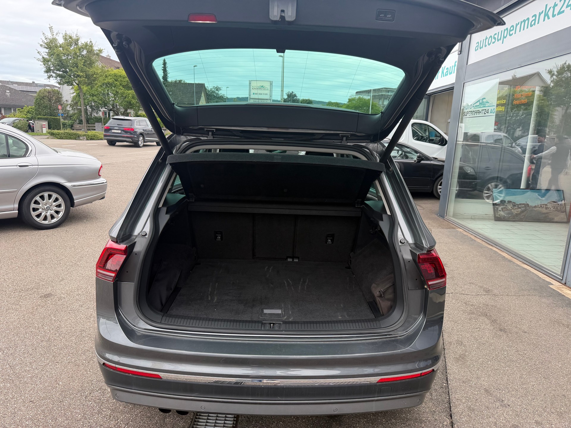 VW Tiguan 2.0 TDI SCR Highline 4Motion DSG-image-9