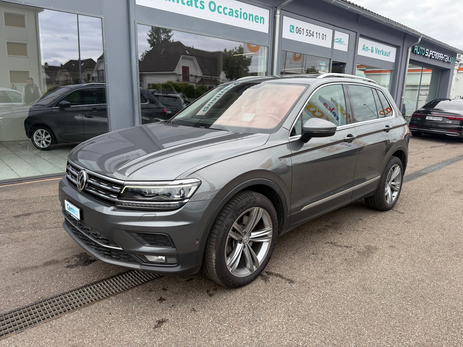 VW Tiguan 2.0 TDI SCR Highline 4Motion DSG-showroom-element-1