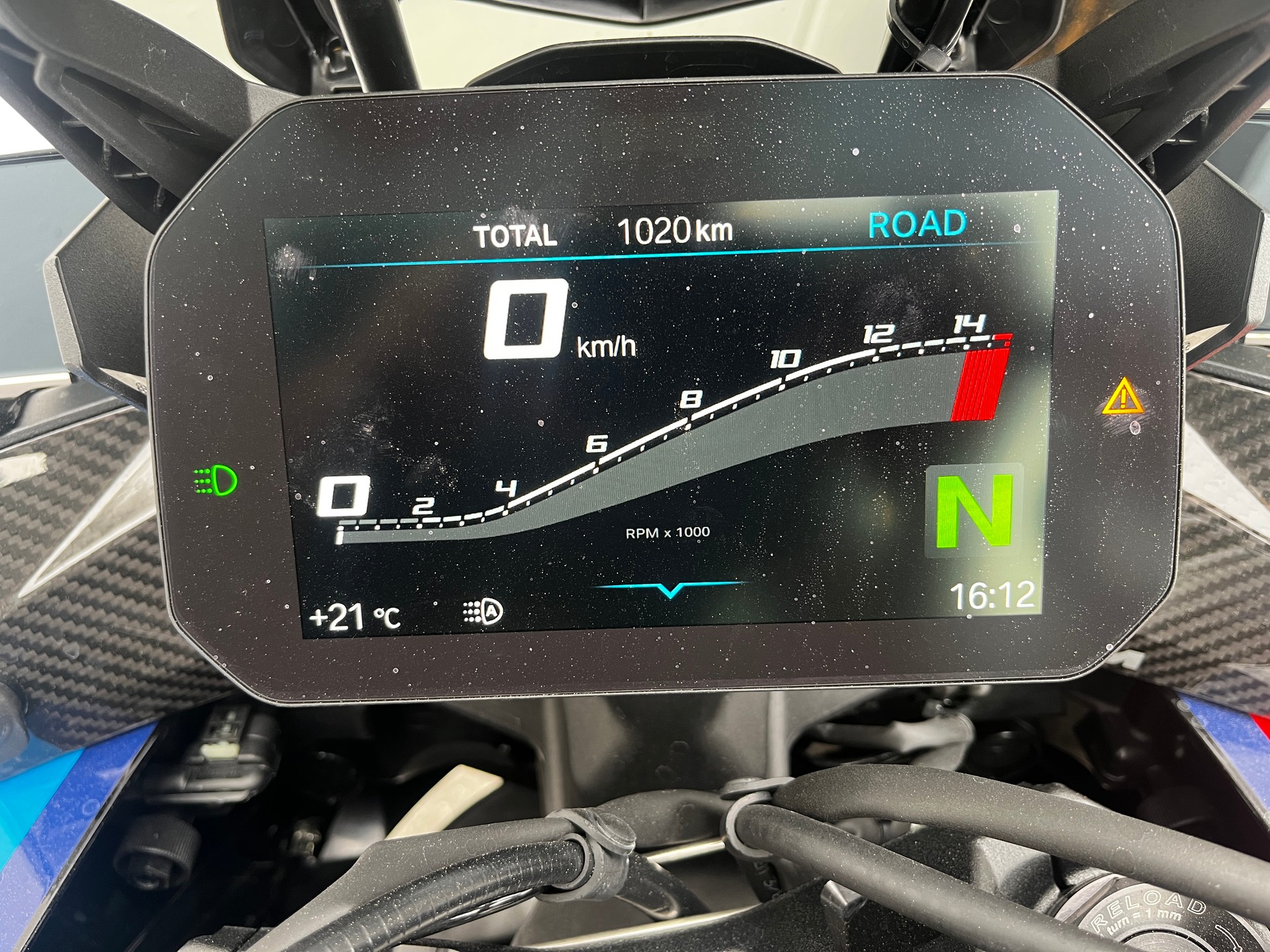 BMW M 1000 XR-image-8