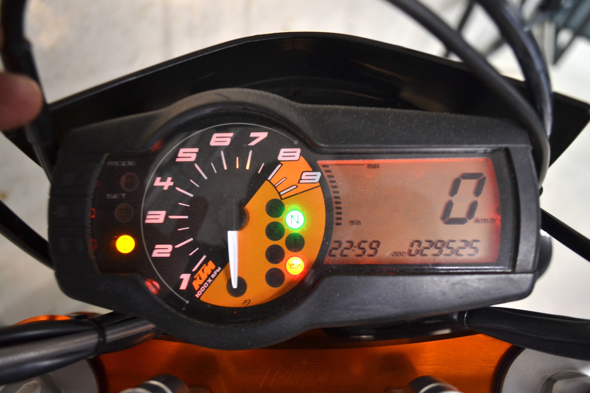 KTM 690 SMC R-image-4