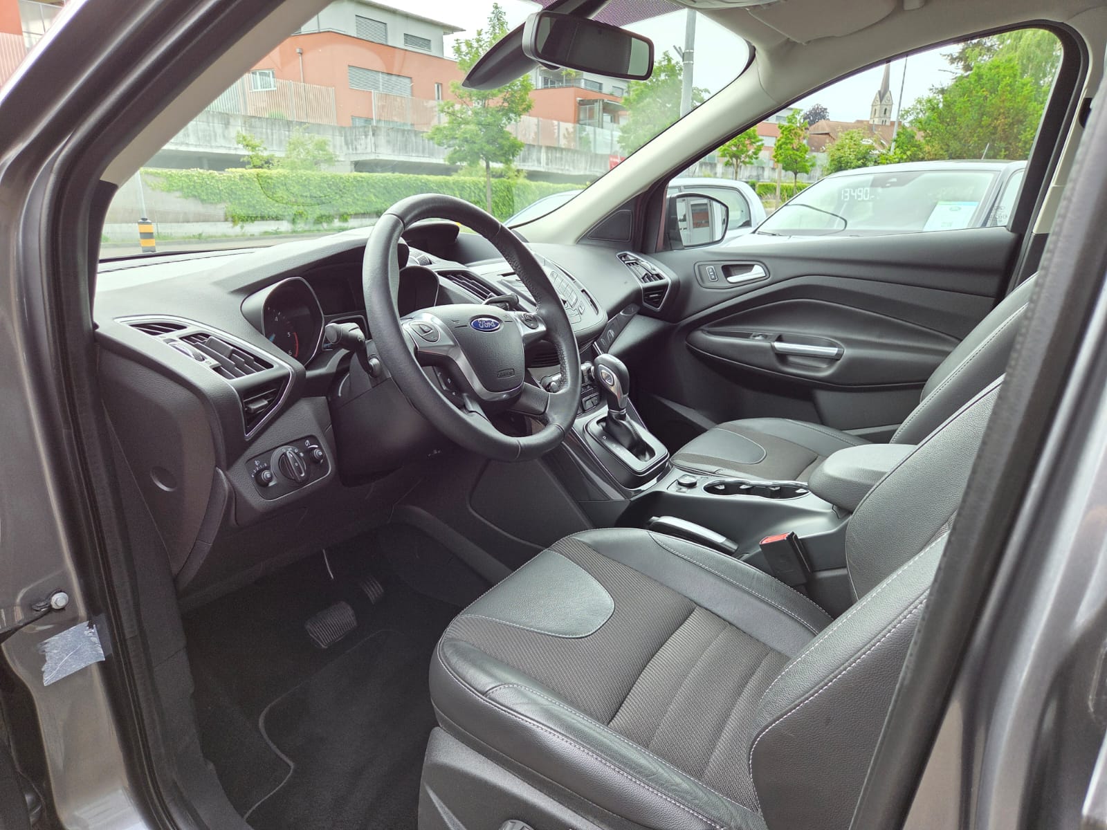 FORD Kuga 2.0 TDCi Titanium 4WD PowerShift-image-8