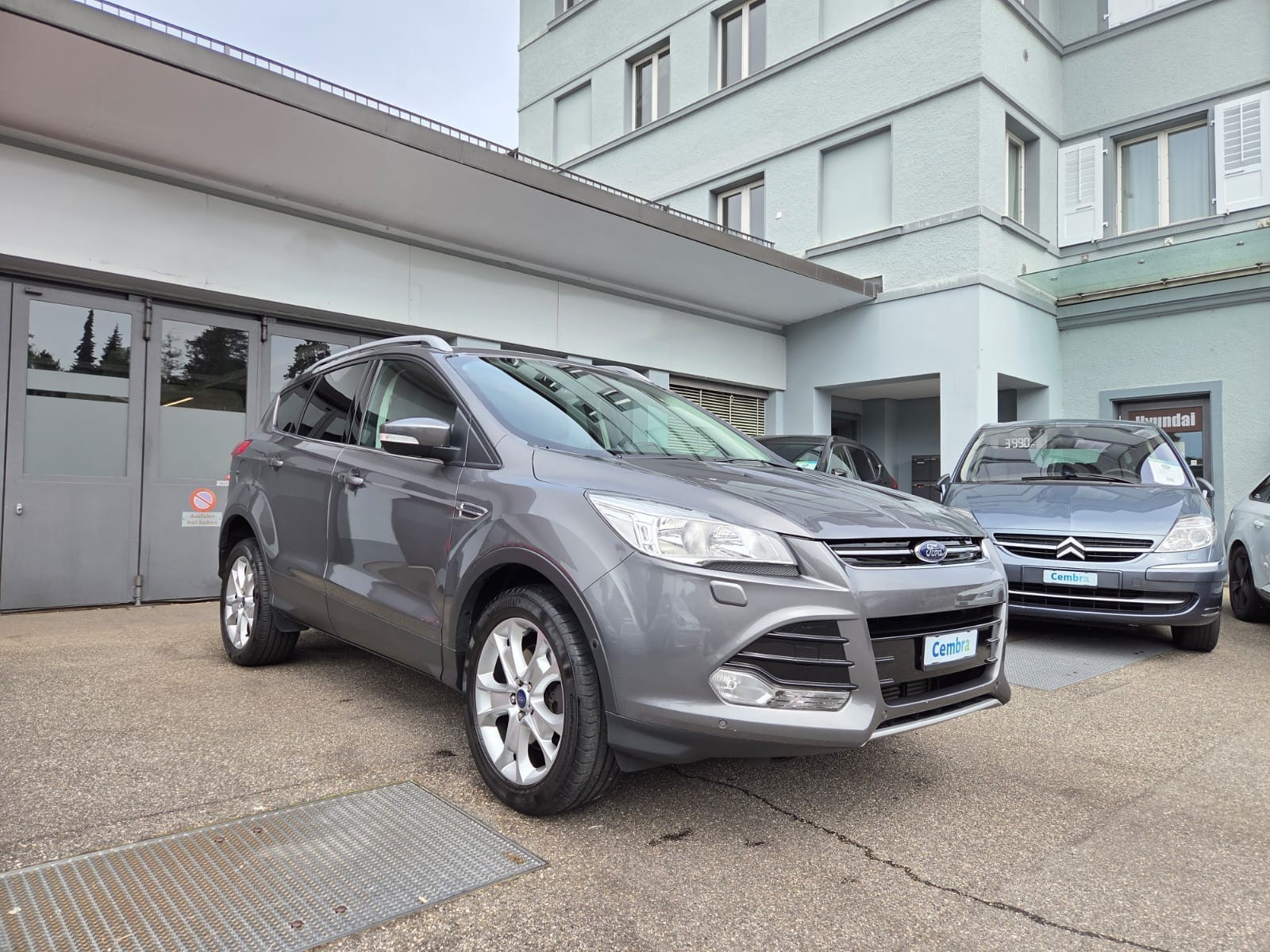 FORD Kuga 2.0 TDCi Titanium 4WD PowerShift-image-6
