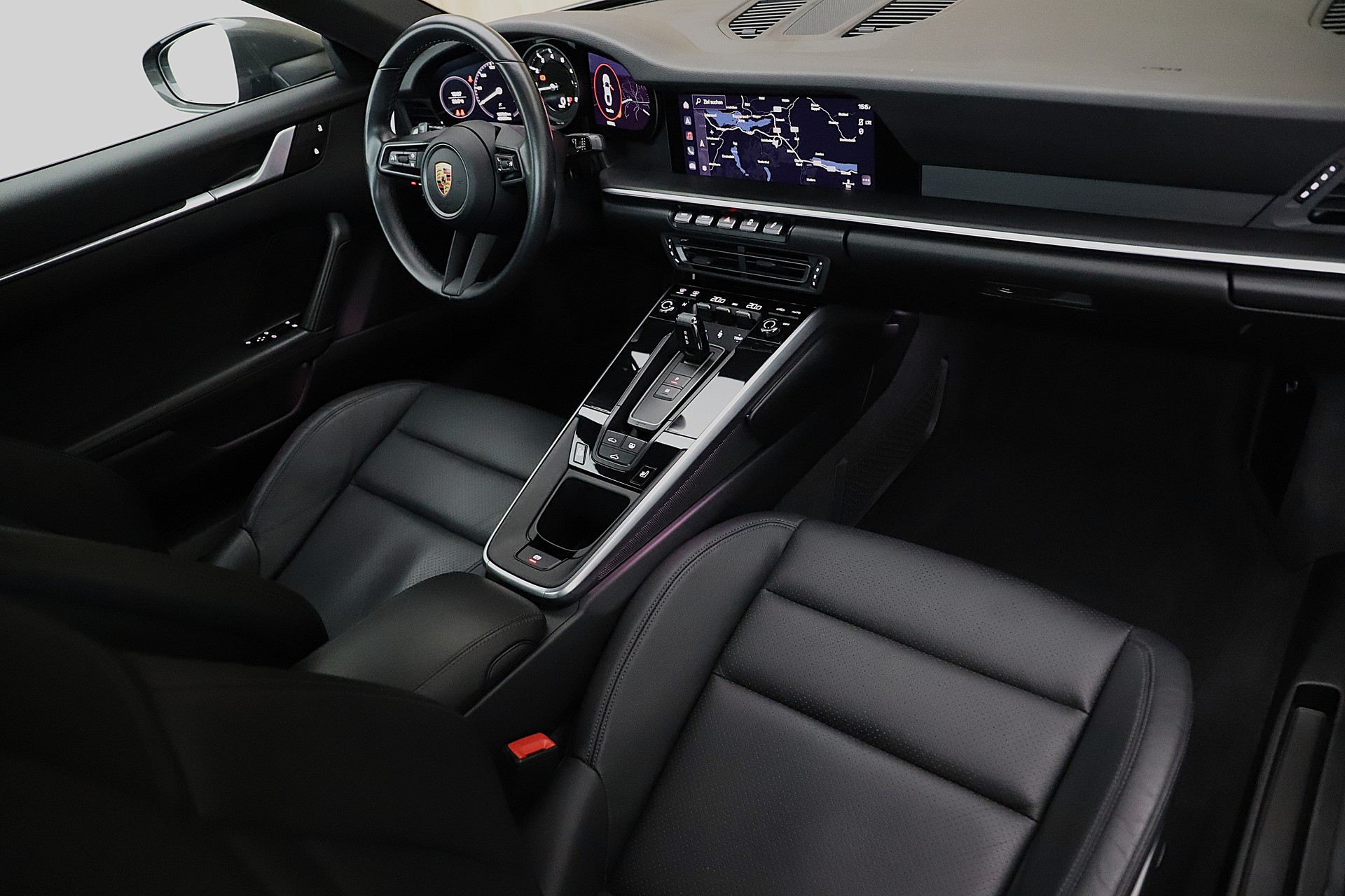 PORSCHE 911 Carrera 4 PDK-image-5