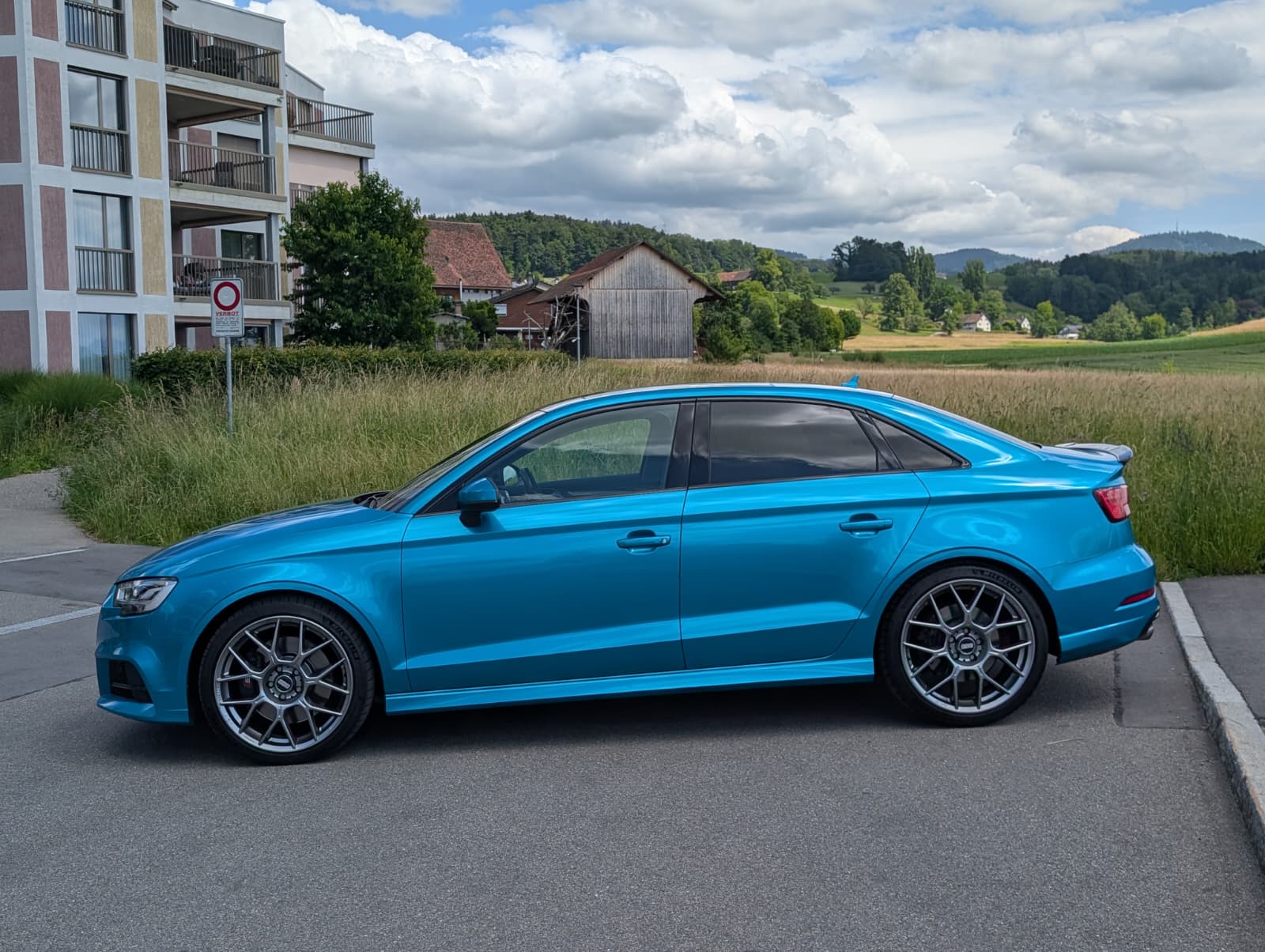 AUDI S3 Sedan – 2.0 TFSI quattro S-Tronic-image-4