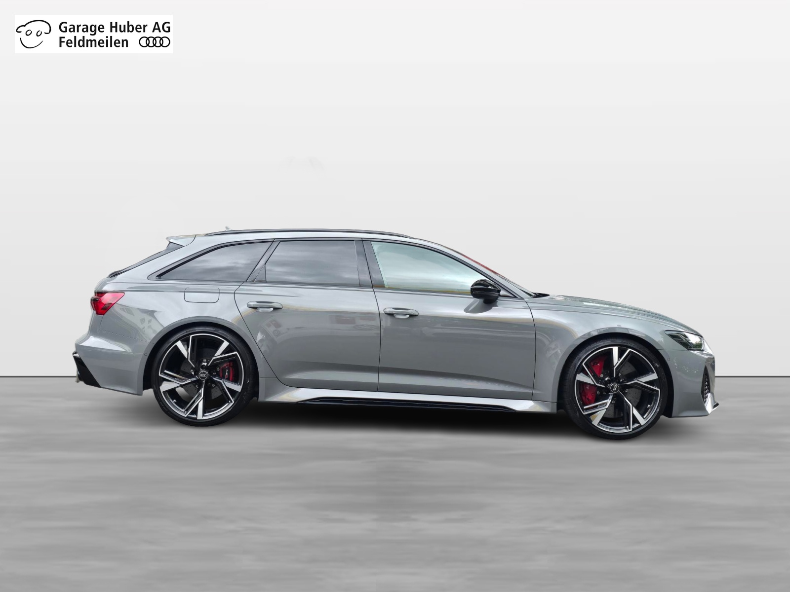 AUDI RS6 Avant 4.0 TFSI V8 quattro-showroom-element-1