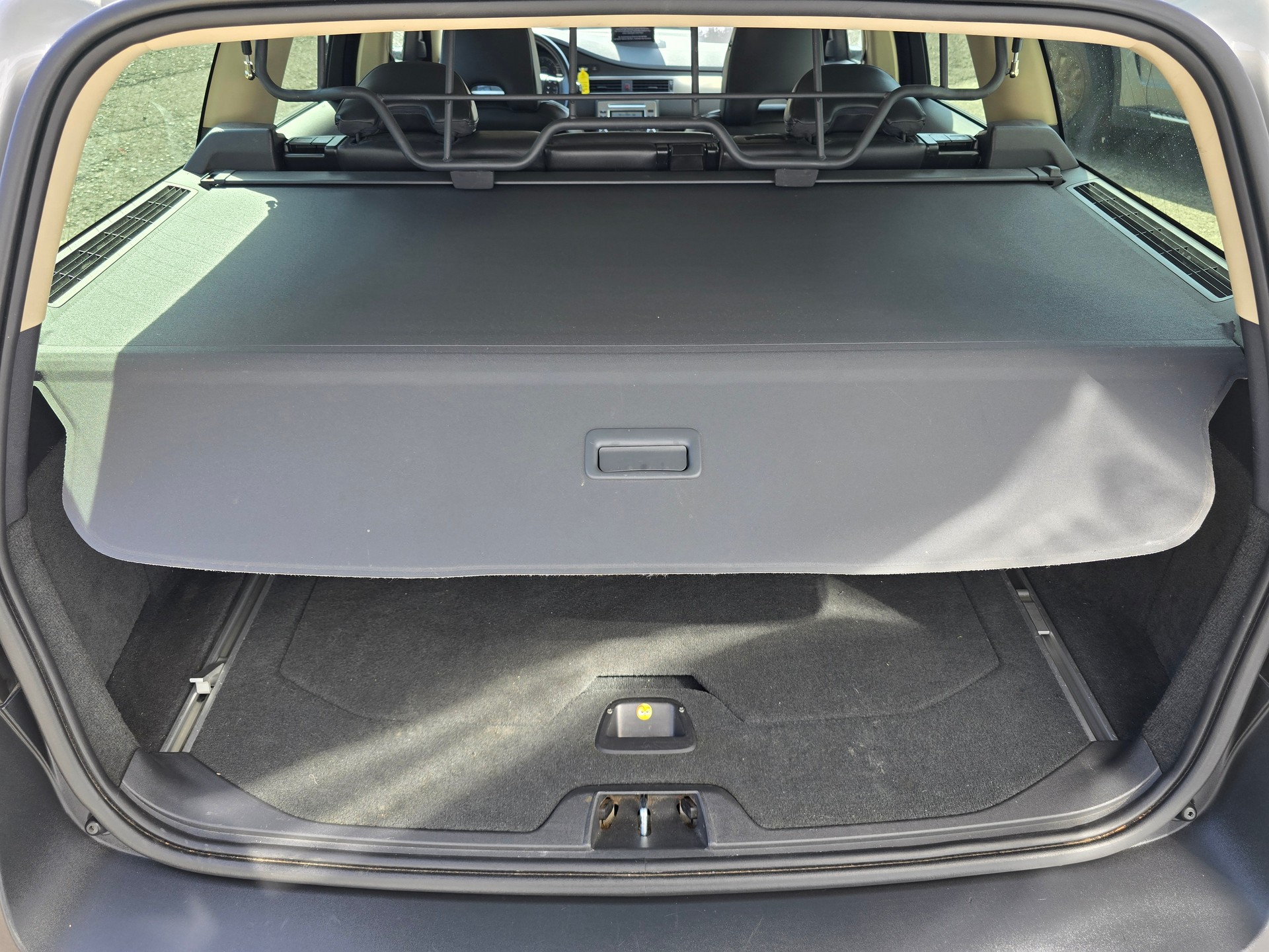 VOLVO XC70 D5 AWD Summum Geartronic-image-9