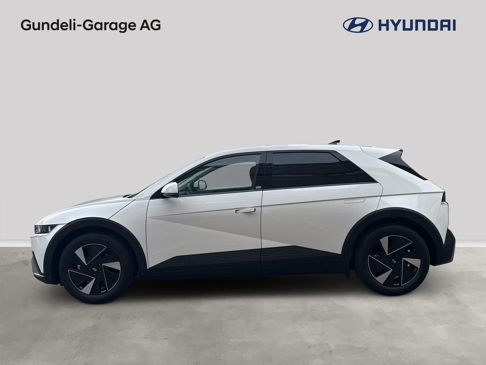 HYUNDAI Ioniq 5 Amplia 84kWh-showroom-element-2