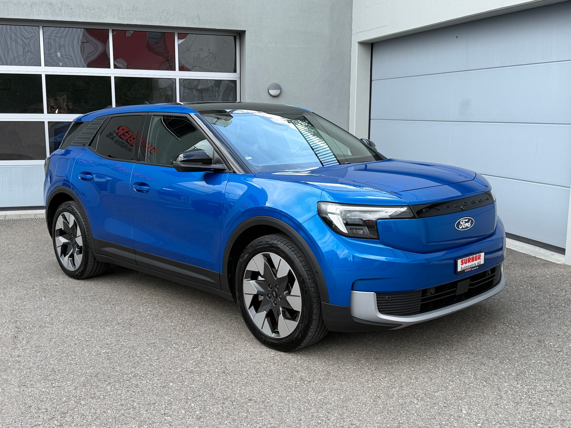 FORD Explorer Elektro 77kWh Extended Range PREMIUM mit Anhängerkupplung, Wärmepumpe & Panoramadach-image-27
