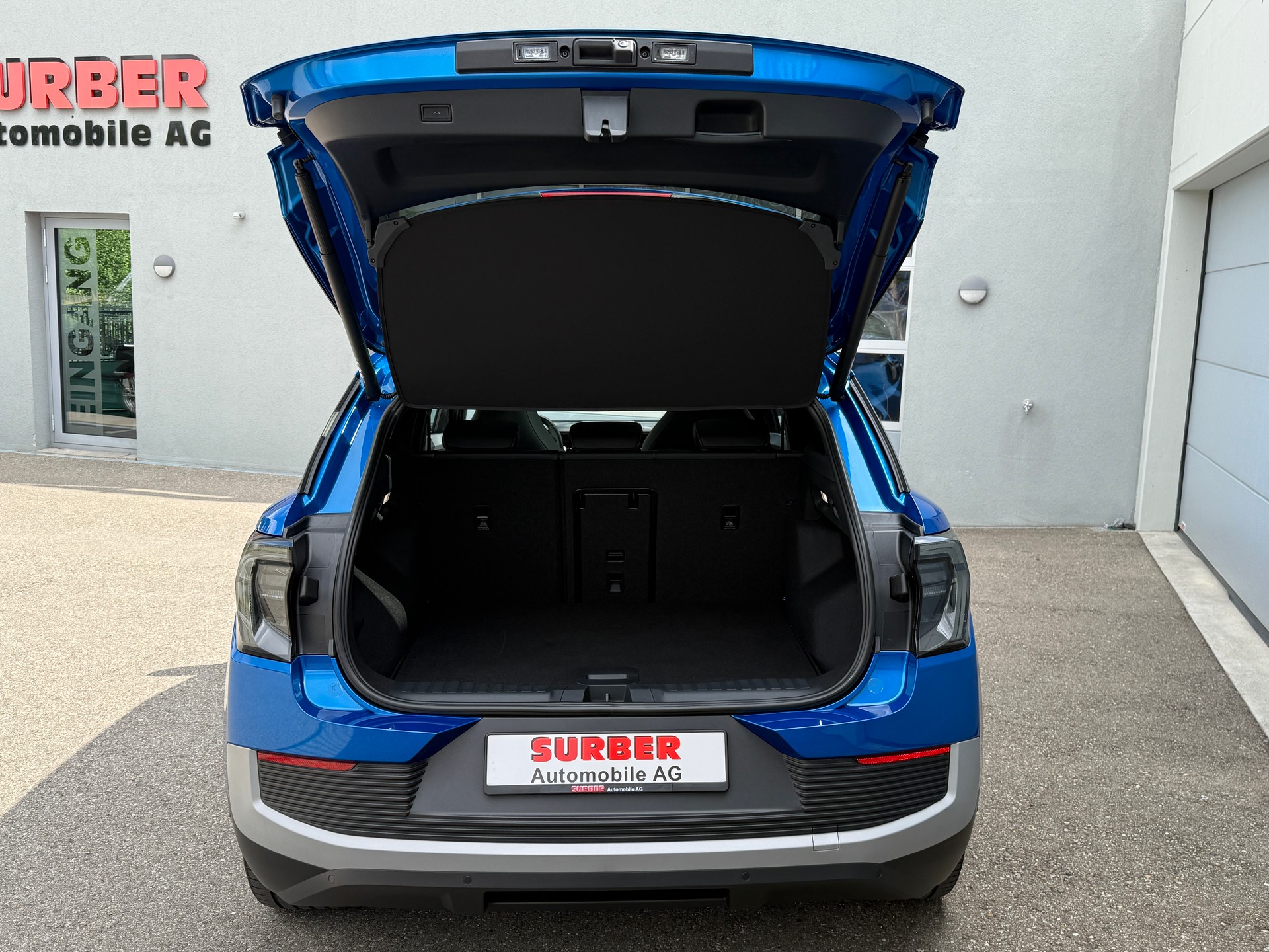 FORD Explorer Elektro 77kWh Extended Range PREMIUM mit Anhängerkupplung, Wärmepumpe & Panoramadach-image-6