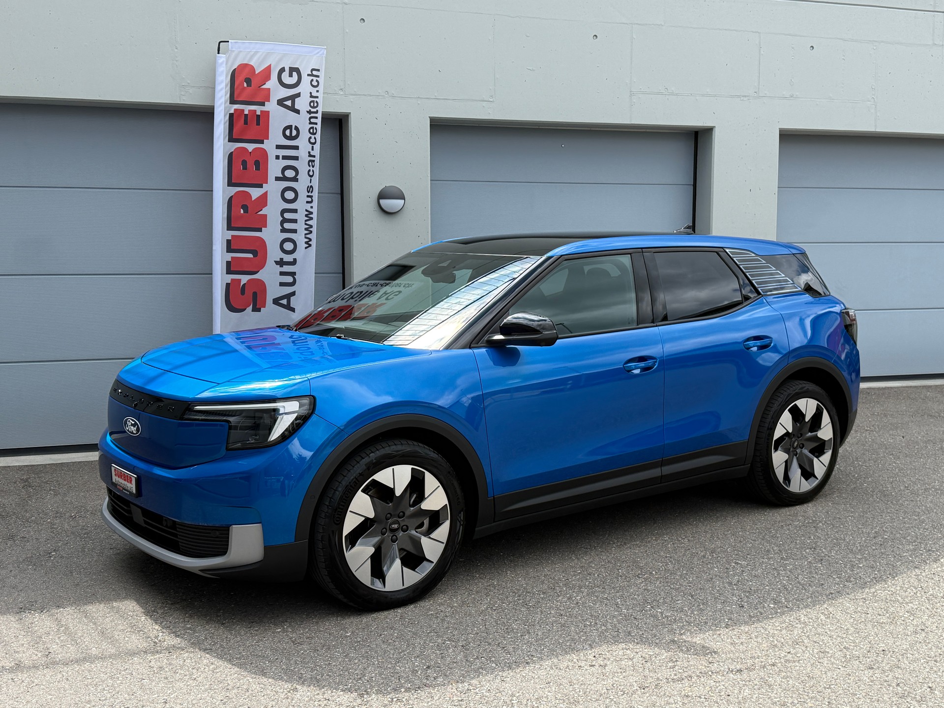 FORD Explorer Elektro 77kWh Extended Range PREMIUM mit Anhängerkupplung, Wärmepumpe & Panoramadach
