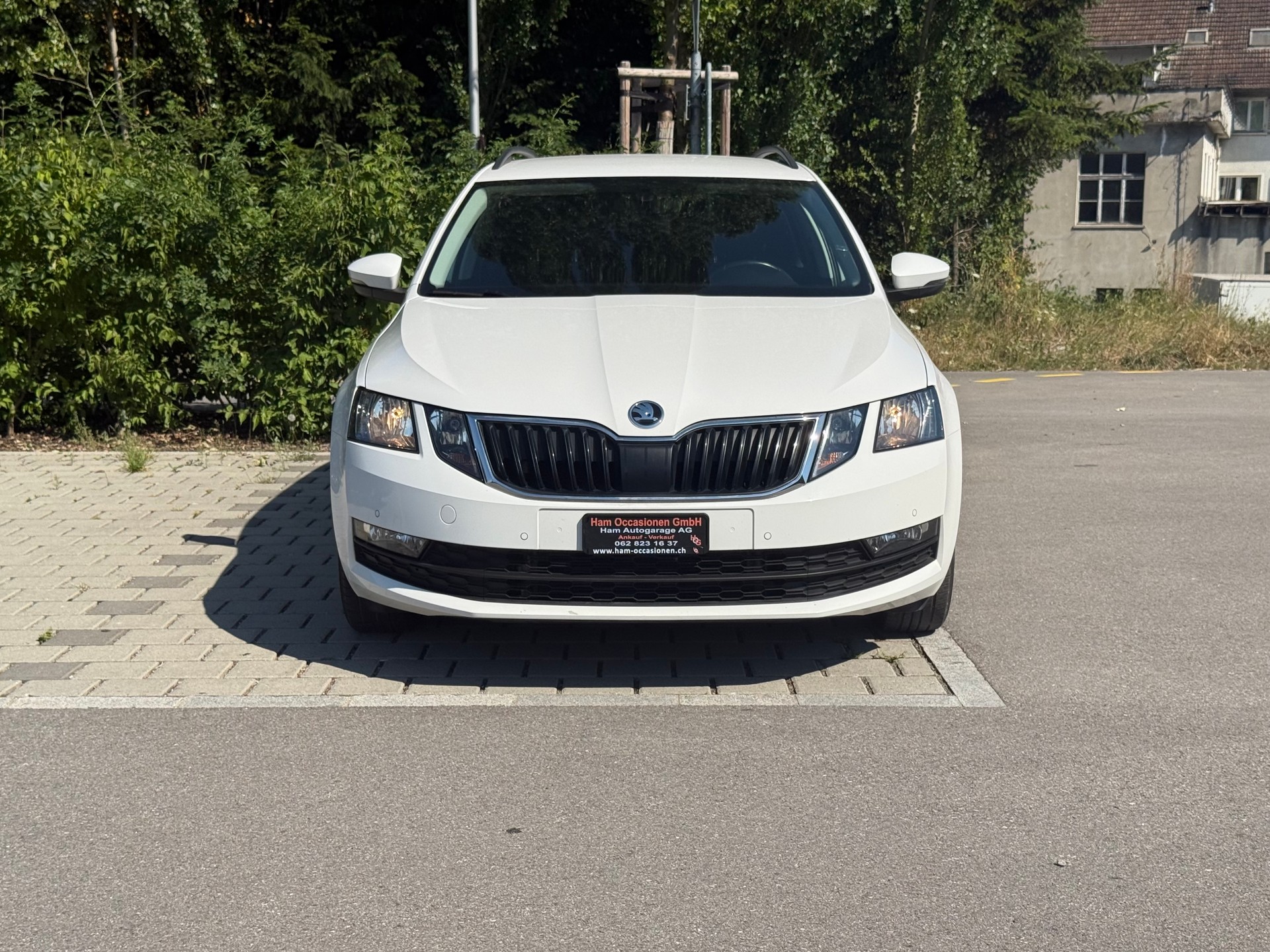 SKODA Octavia Combi 2.0 TDI Ambition DSG