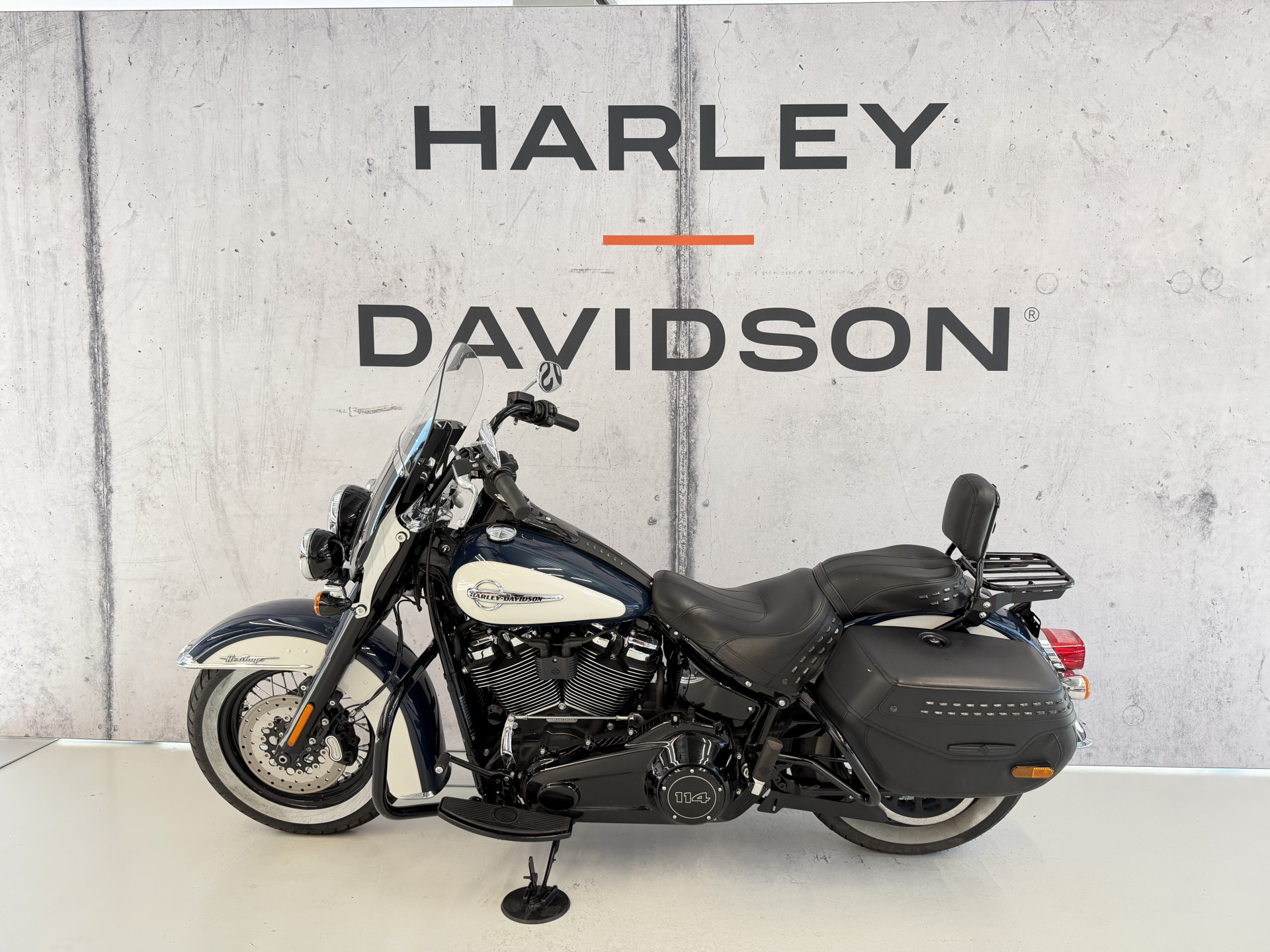 HARLEY-DAVIDSON FLHCS 1868 Softail Heritage Classic 114-image-4