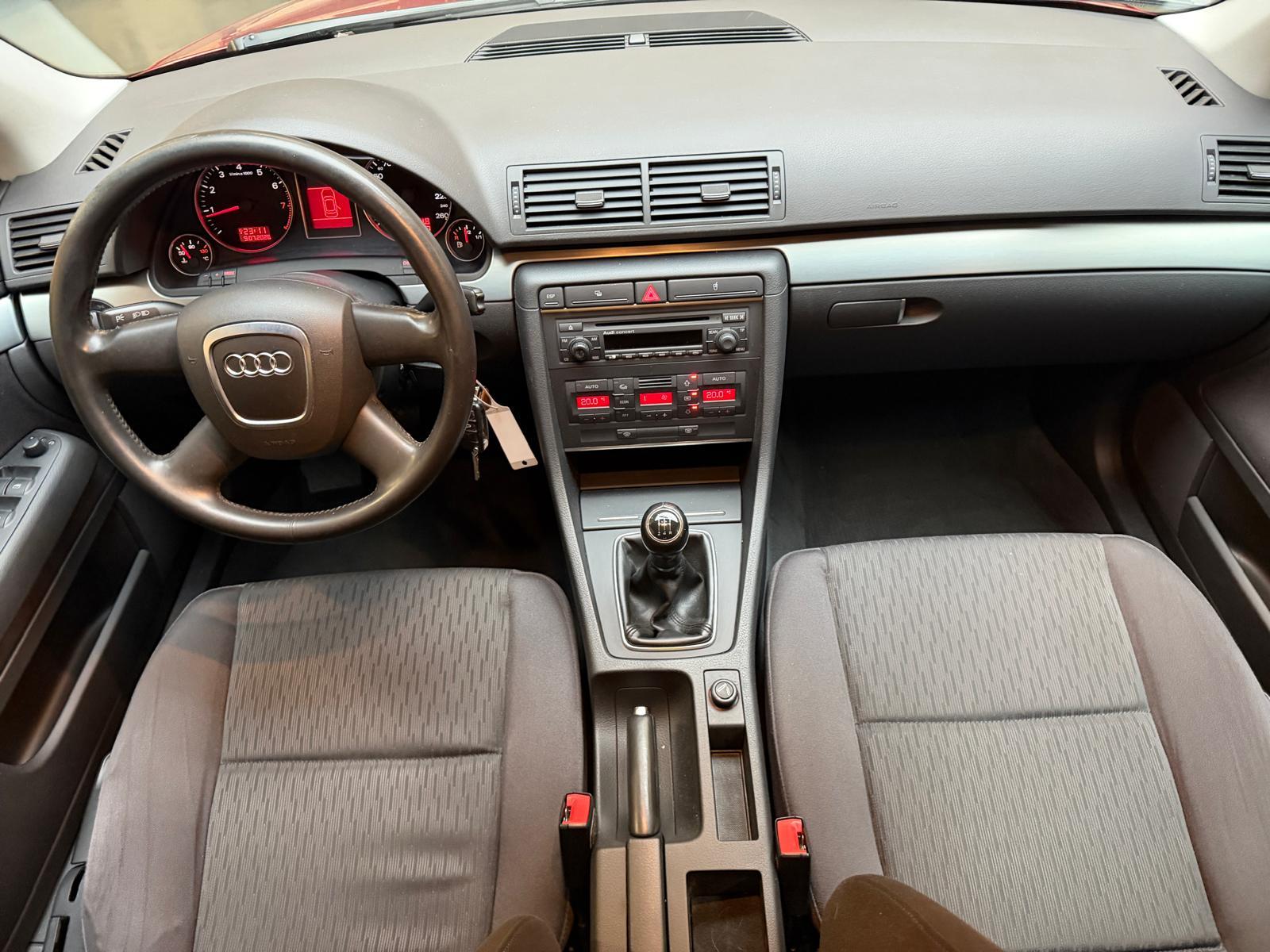 AUDI A4 2.0-image-9