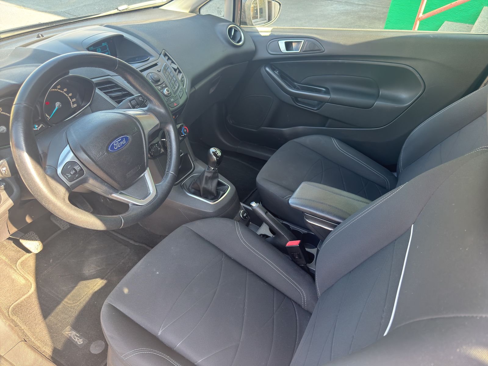 FORD Fiesta 1.0 SCTi Titanium X-image-6