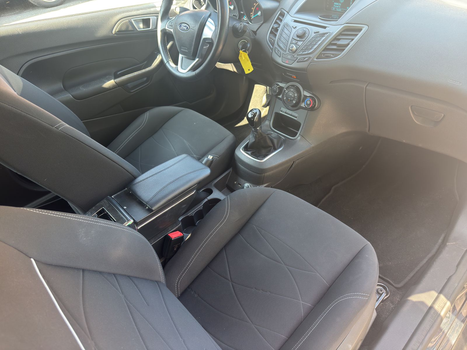FORD Fiesta 1.0 SCTi Titanium X-image-8