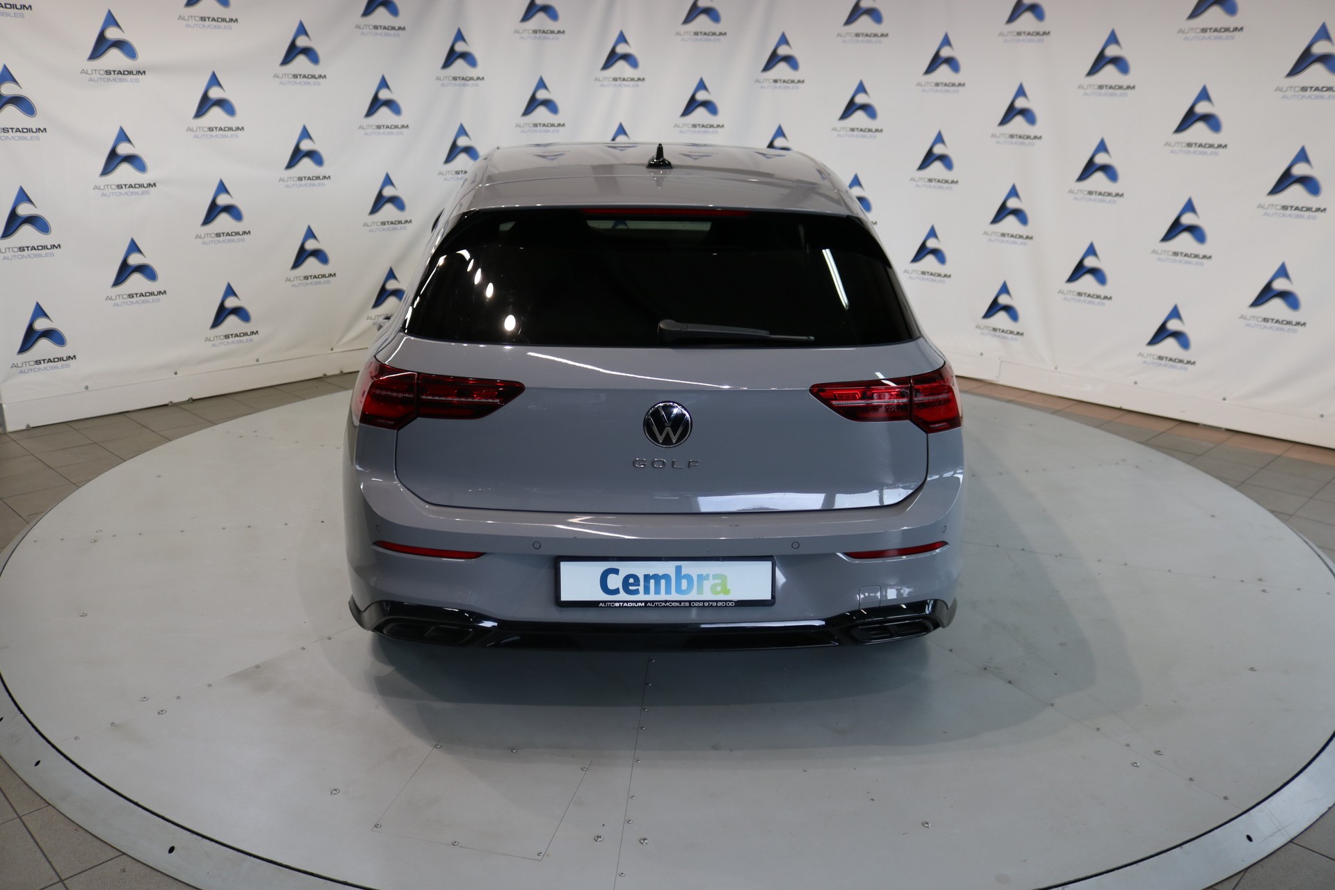 VW Golf 1.5 eTSI mHEV ACT R-Line DSG-image-19