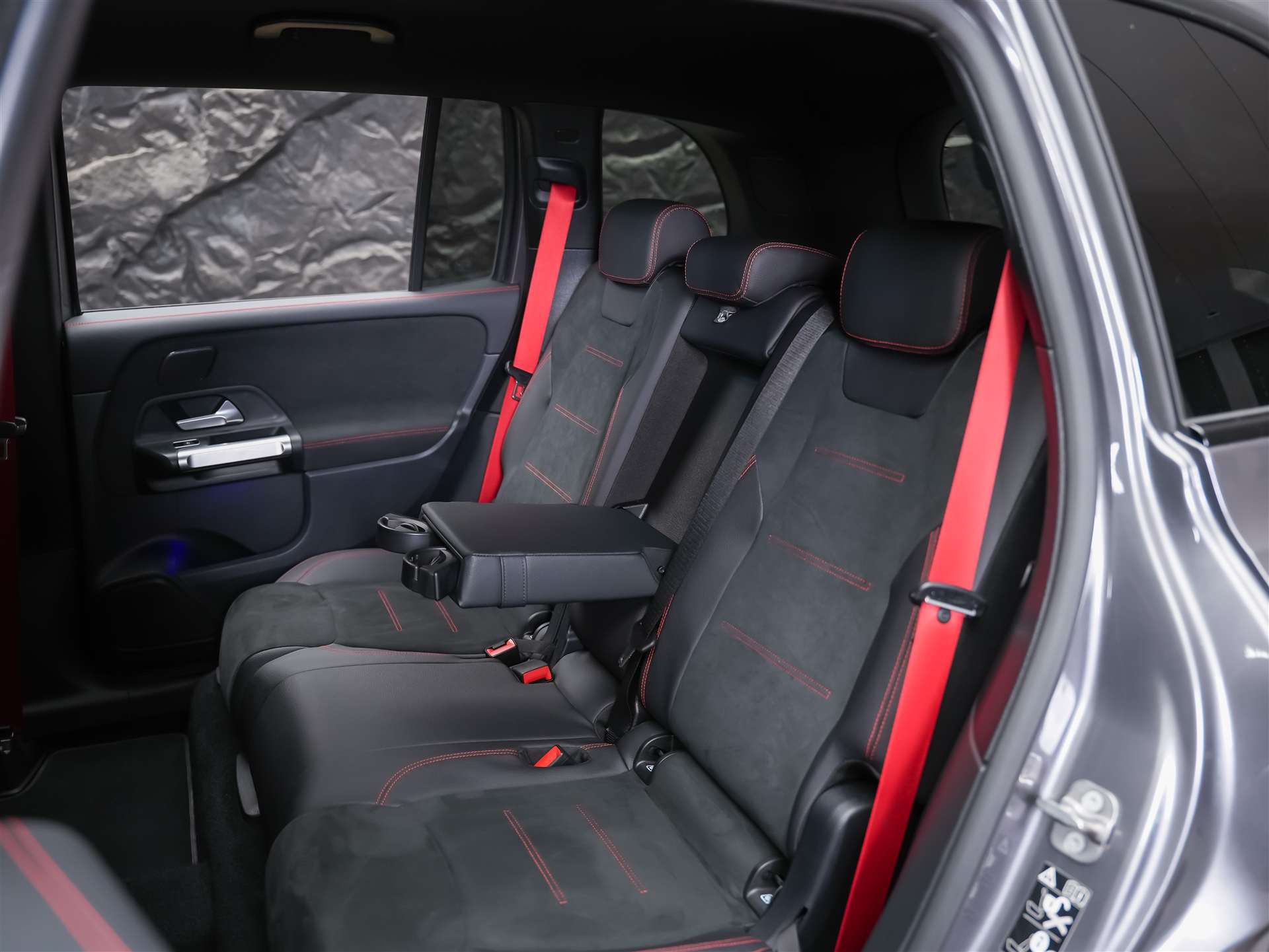 MERCEDES-BENZ GLB 35 AMG 4matic *Abstandsregler*Sitzheizung*Rückfahrkamera*-image-13