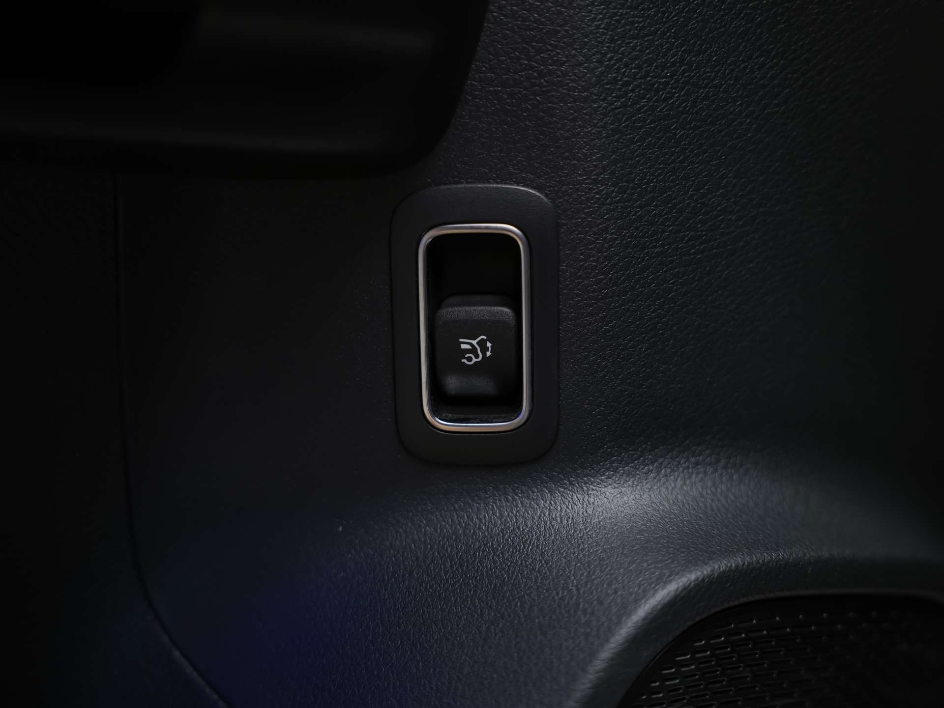 MERCEDES-BENZ GLB 35 AMG 4matic *Abstandsregler*Sitzheizung*Rückfahrkamera*-image-25