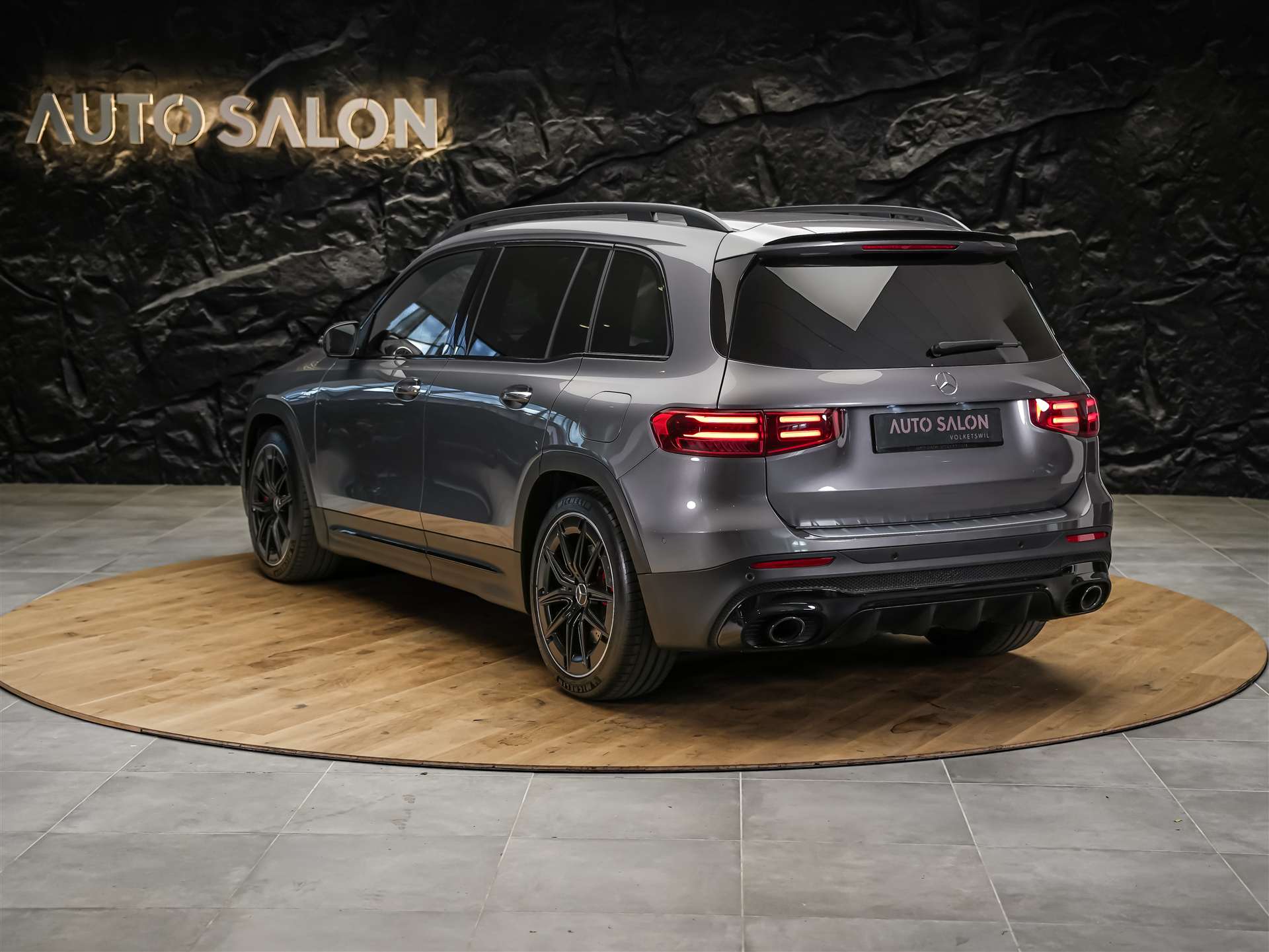 MERCEDES-BENZ GLB 35 AMG 4matic *Abstandsregler*Sitzheizung*Rückfahrkamera*-showroom-element-2