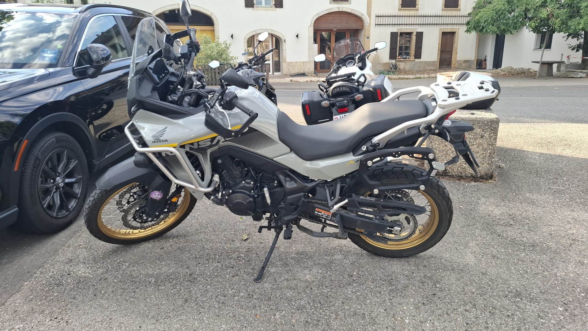 HONDA XL 750 Transalp-image-0
