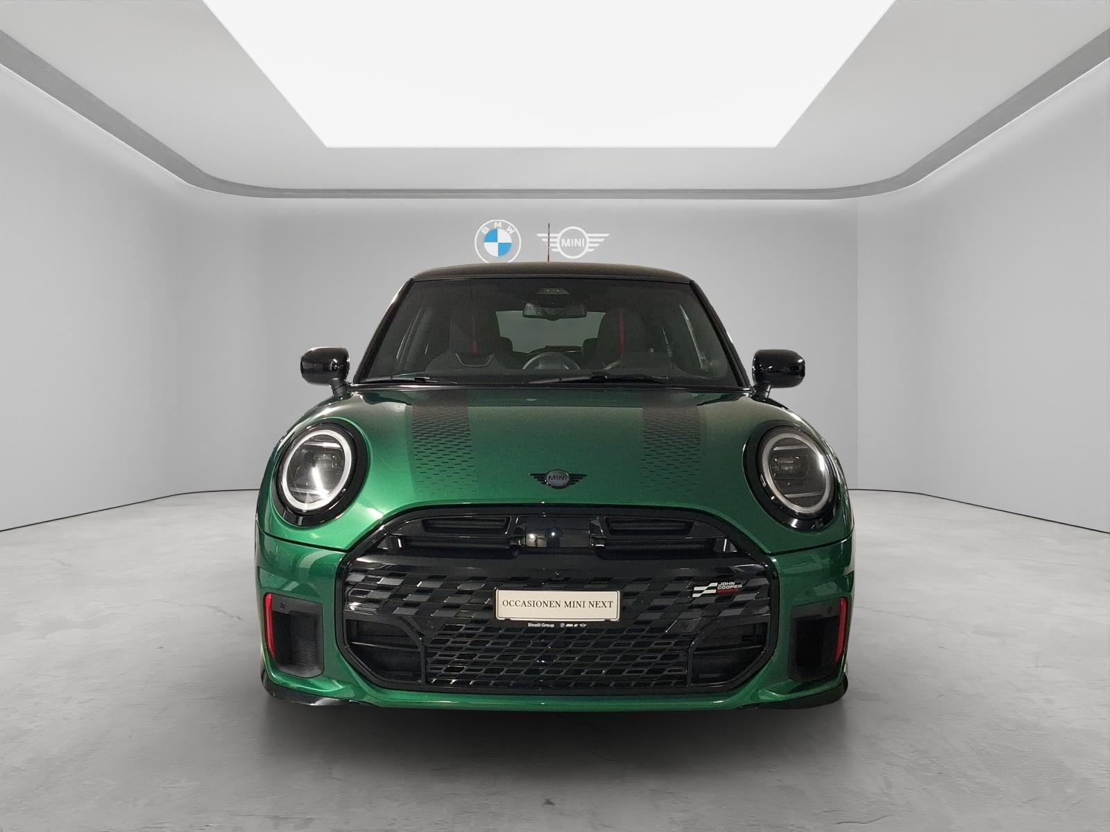 MINI F66 2.0i John Cooper Works-showroom-element-1
