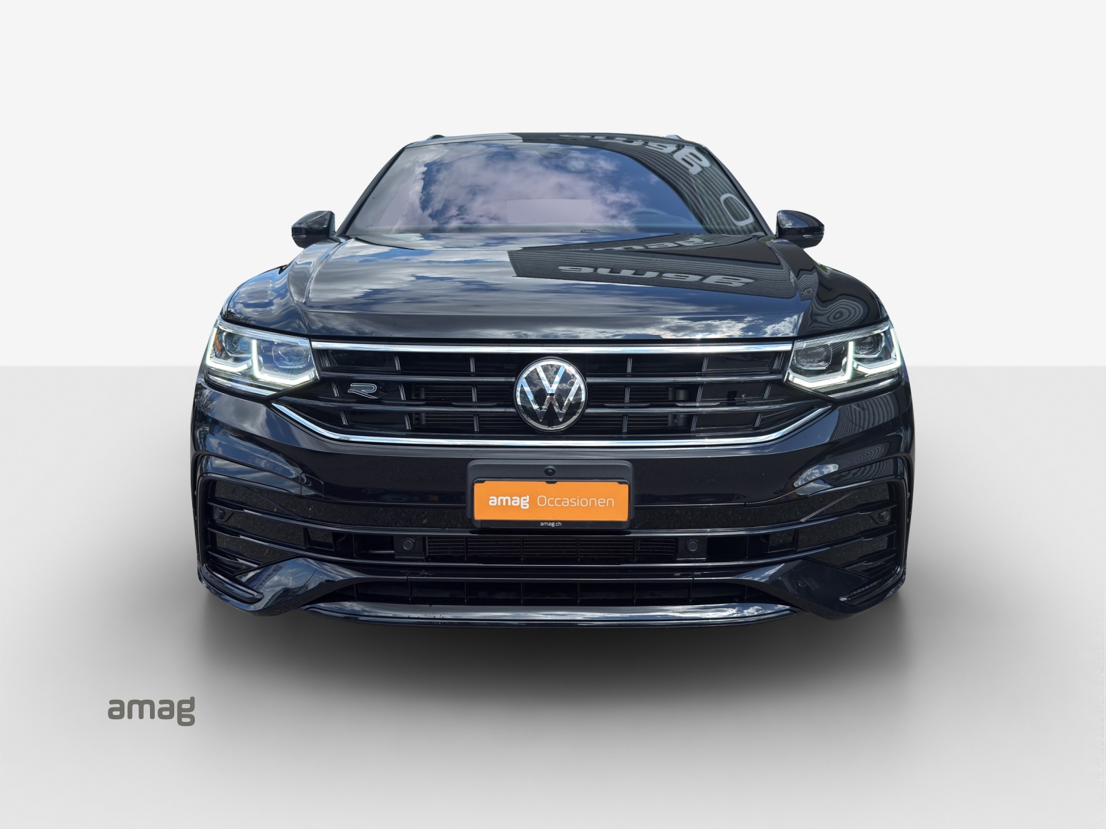 VW Tiguan 2.0TSI R-Line 4Motion DSG-image-6