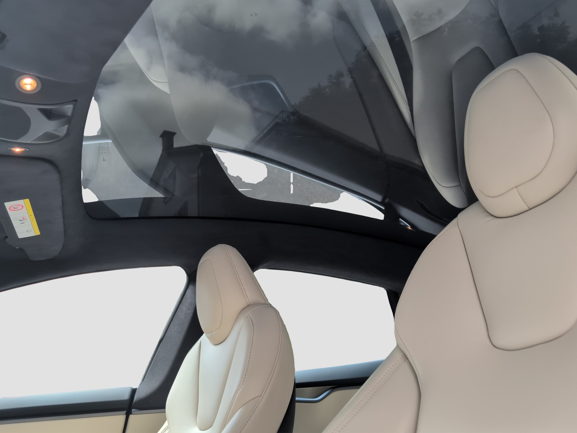 TESLA Model S Maximale-Reichweite-image-6