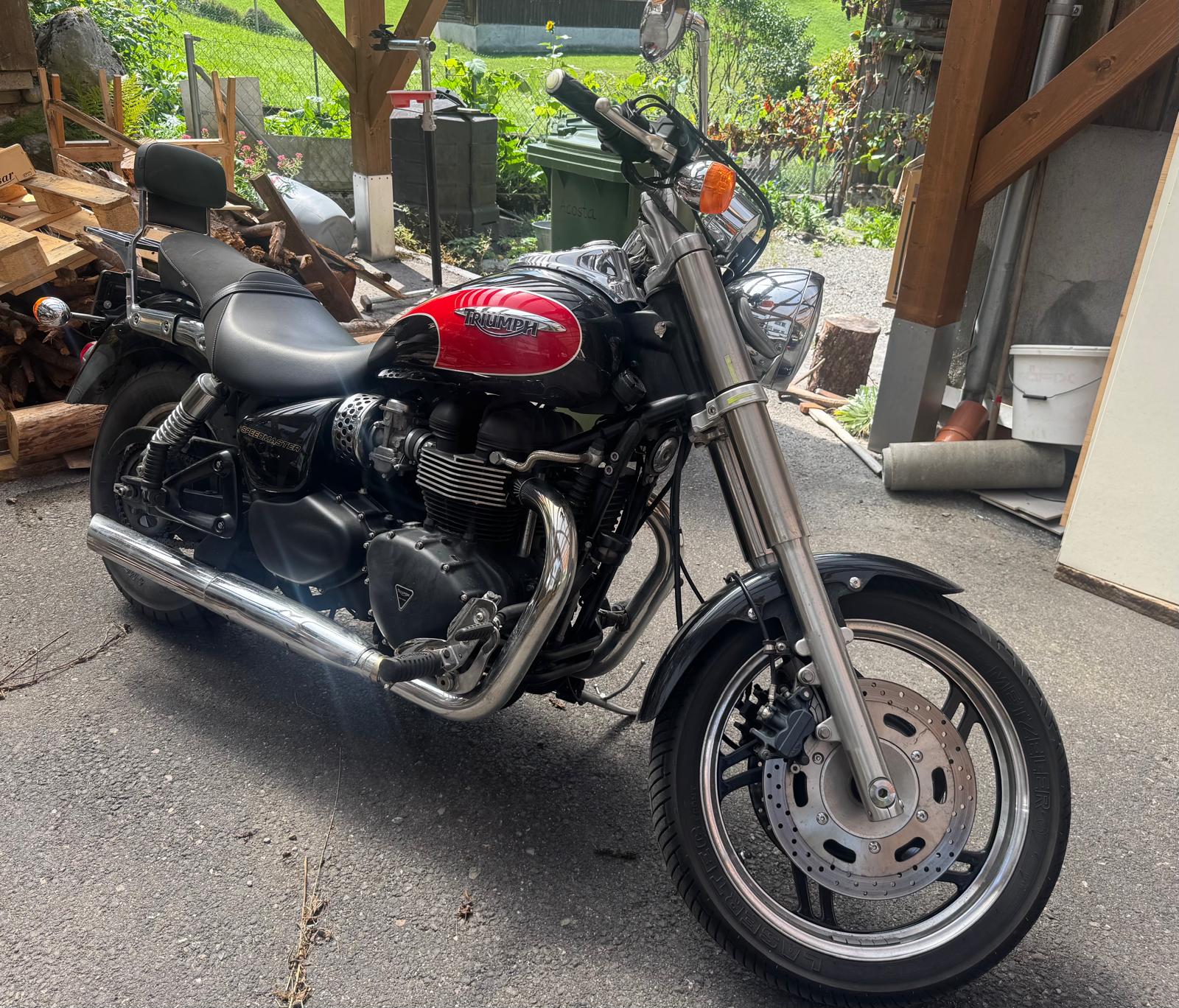 TRIUMPH Speedmaster 900 i