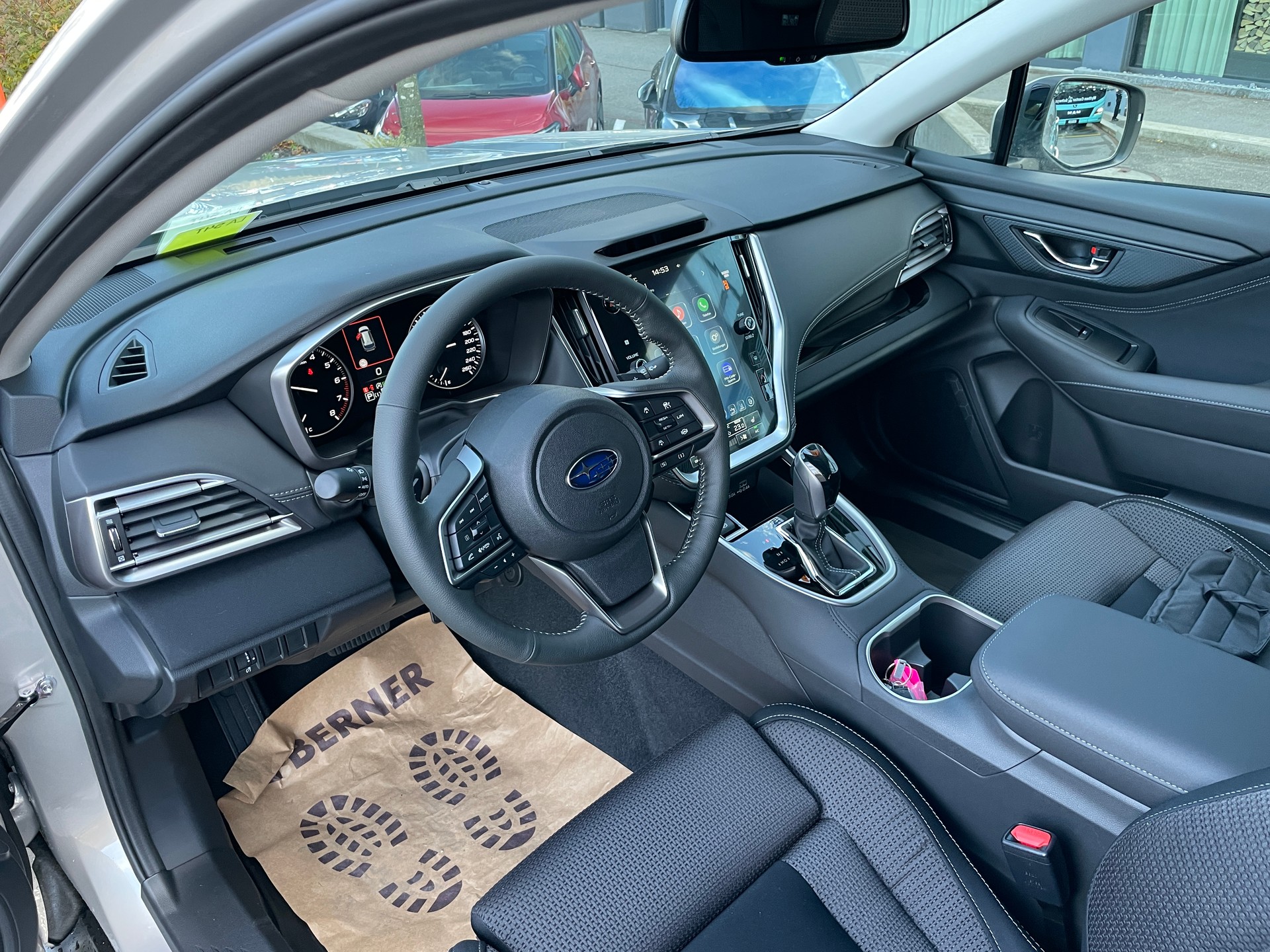 SUBARU Outback 2.5i Advantage AWD Lineartronic-image-9