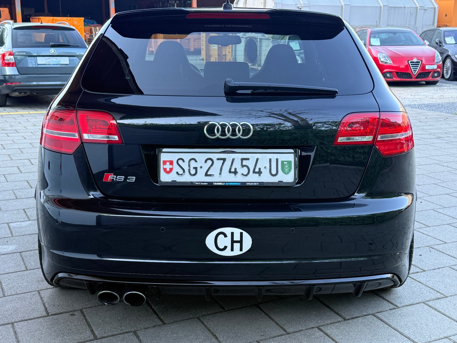 AUDI RS3-image-3