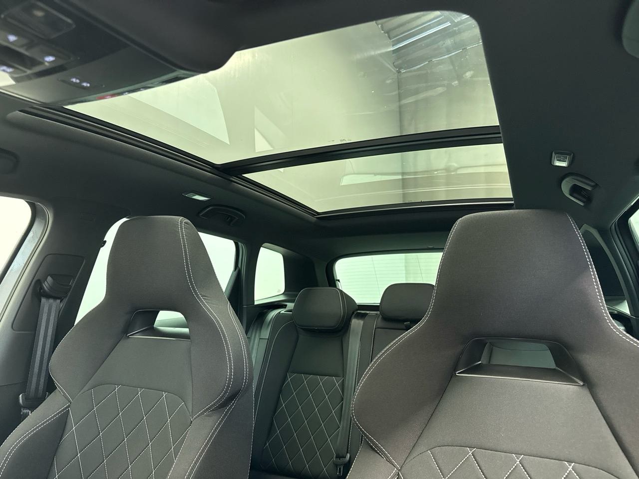 SKODA Karoq 2.0 TSI SportLine 4x4 DSG-image-4