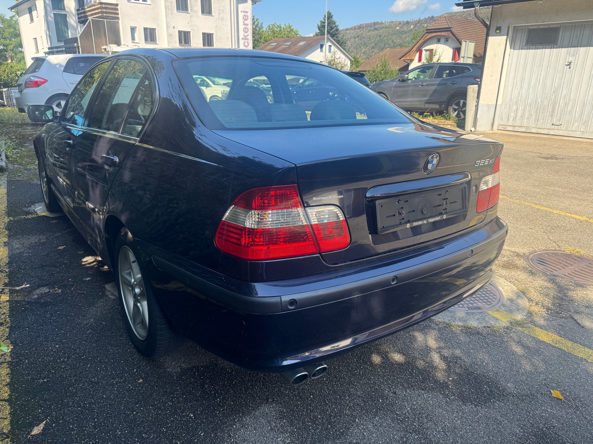 BMW 325xi Frisch MFK Und Service-image-5