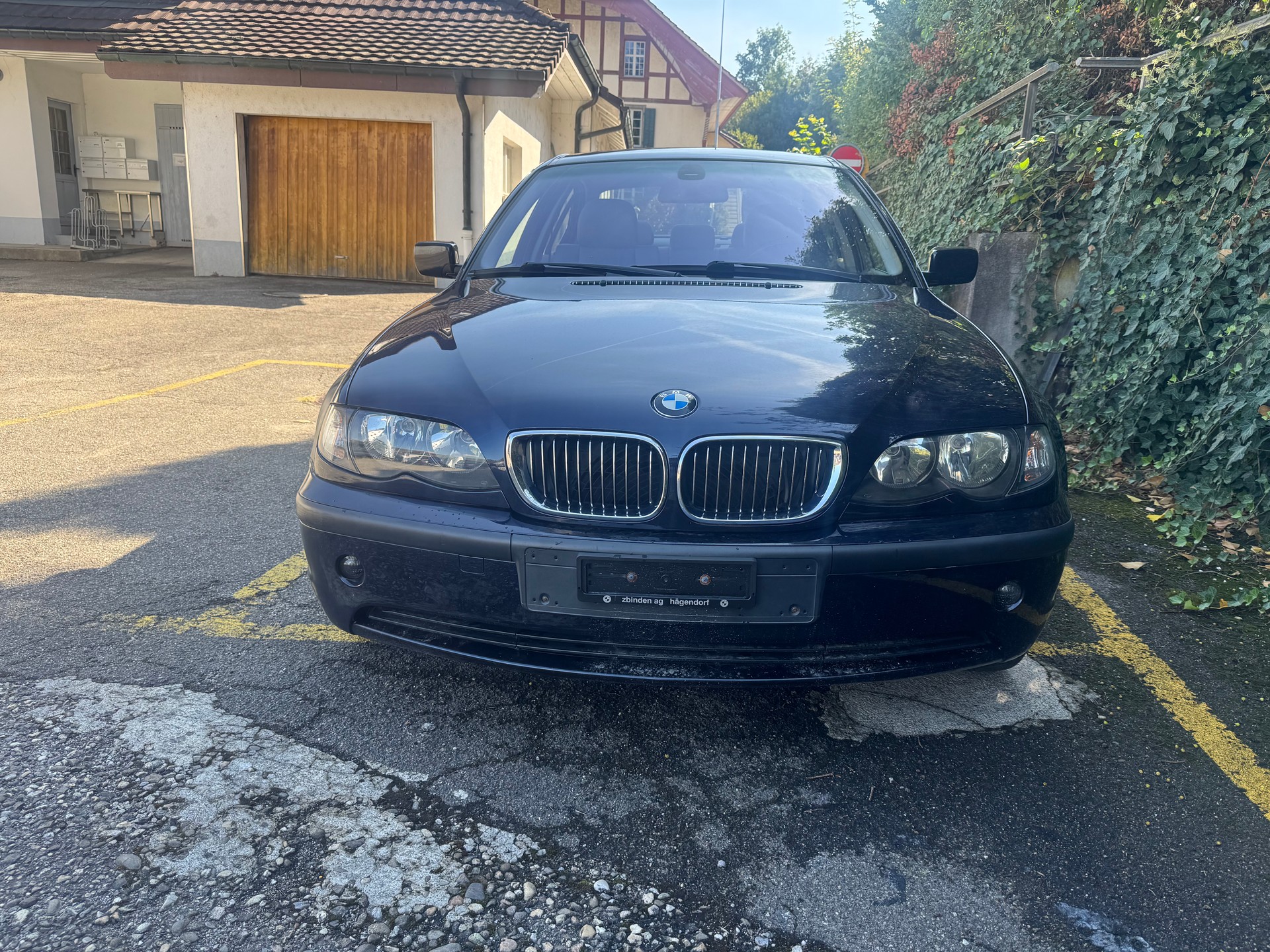 BMW 325xi Frisch MFK Und Service