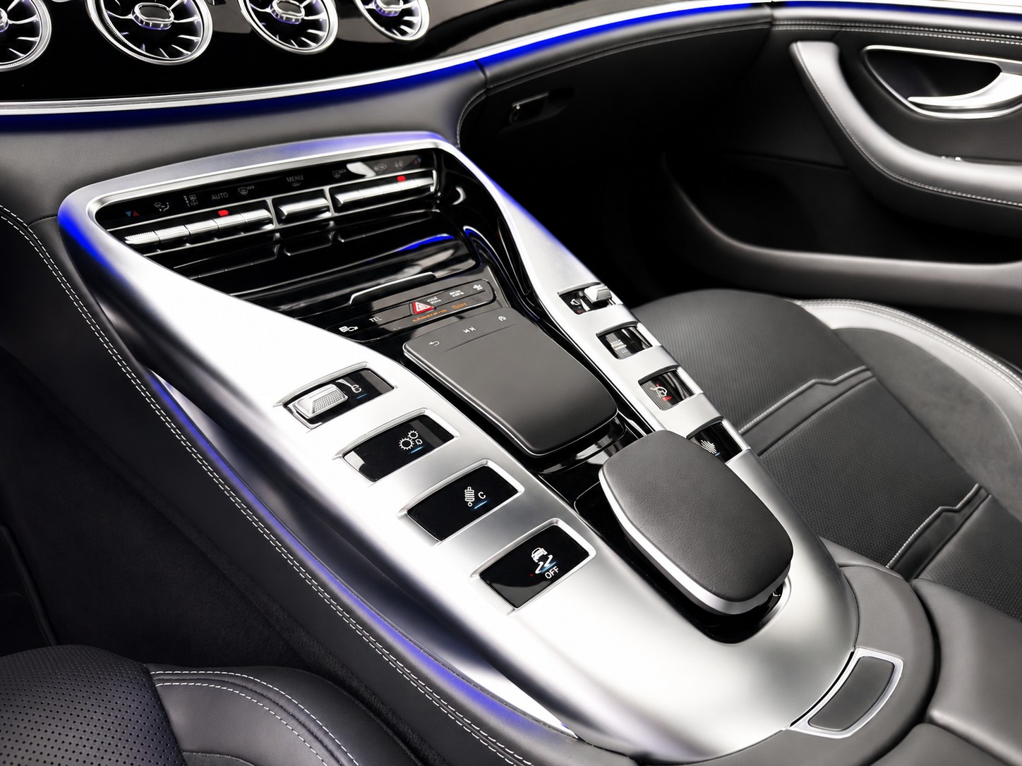 MERCEDES-BENZ AMG GT 63 S E Performance 4matic+-image-17