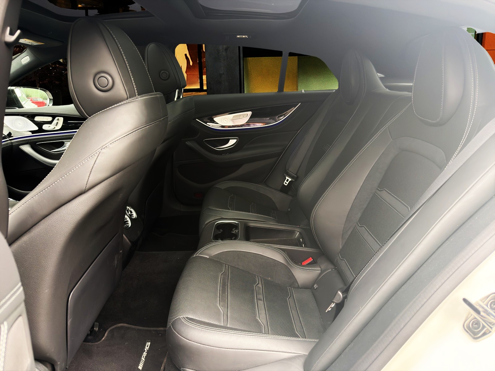 MERCEDES-BENZ AMG GT 63 S E Performance 4matic+-image-9