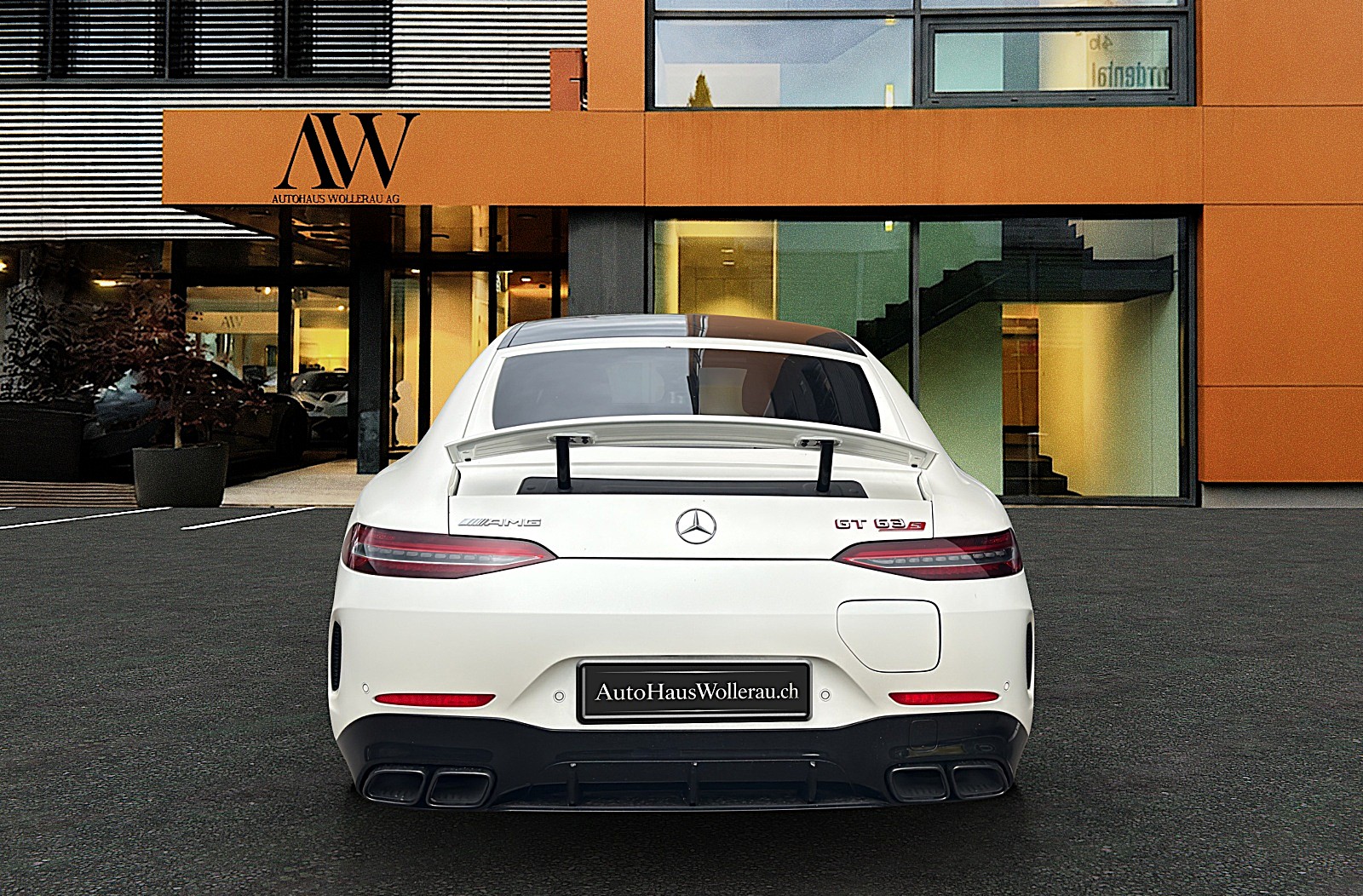 MERCEDES-BENZ AMG GT 63 S E Performance 4matic+-image-4