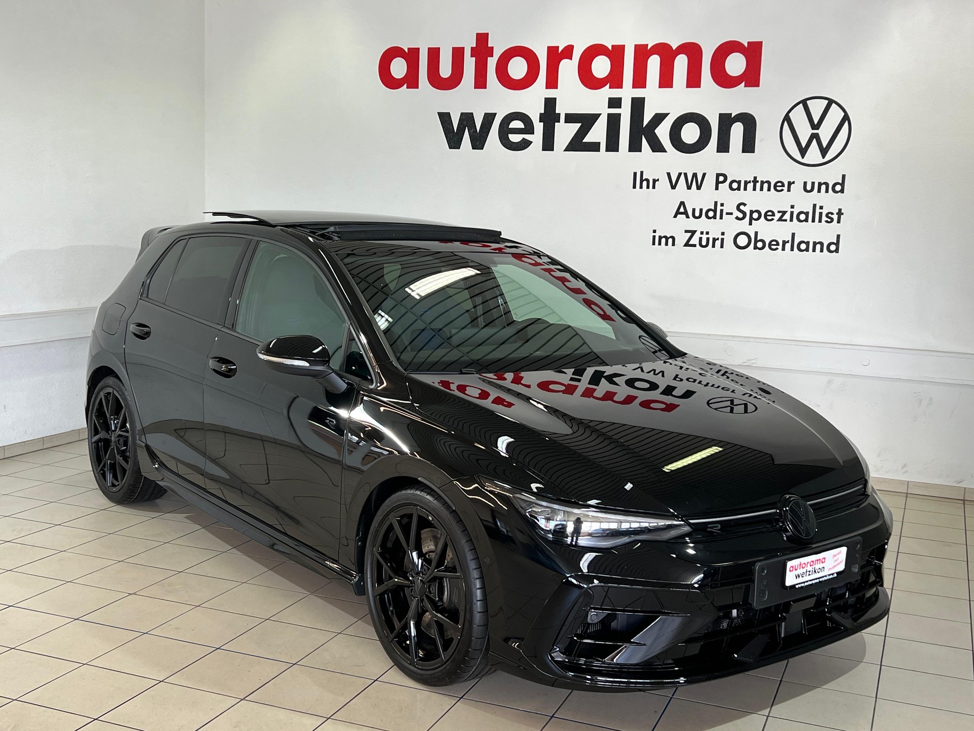 VW Golf 2.0 TSI R Black Edition DSG 4 Motion-showroom-element-1
