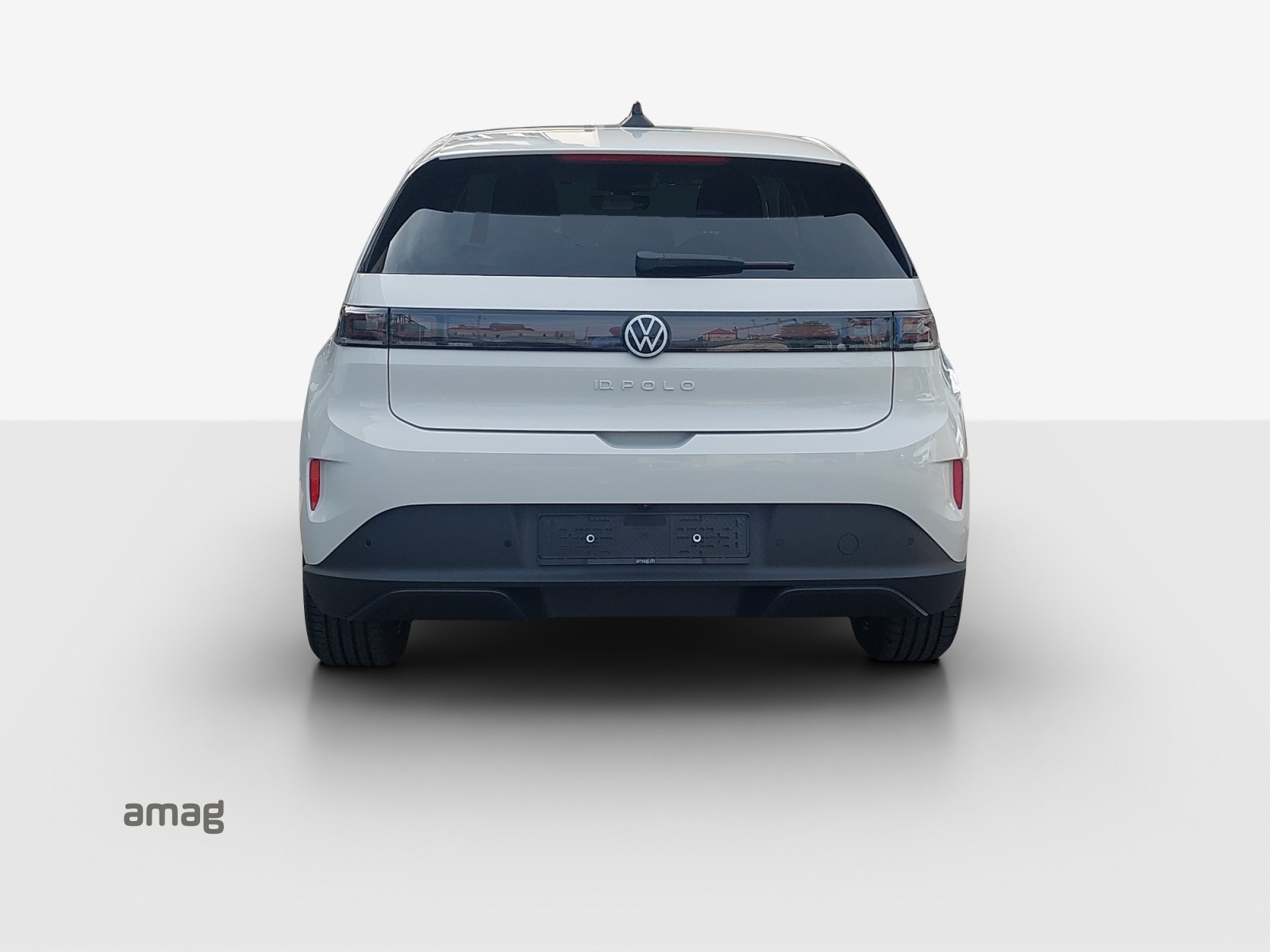 VW ID.Polo 52 kWh Life Edition One-showroom-element-3