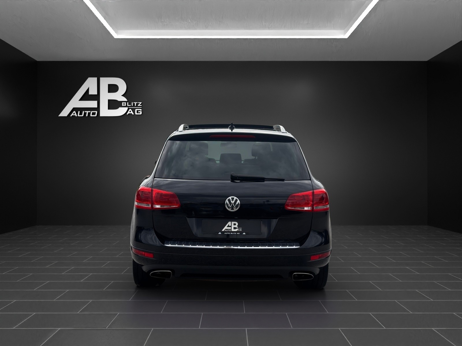 VW Touareg 3.0 TDI BlueMotion Technology Tiptronic mit 240 PS-showroom-element-3