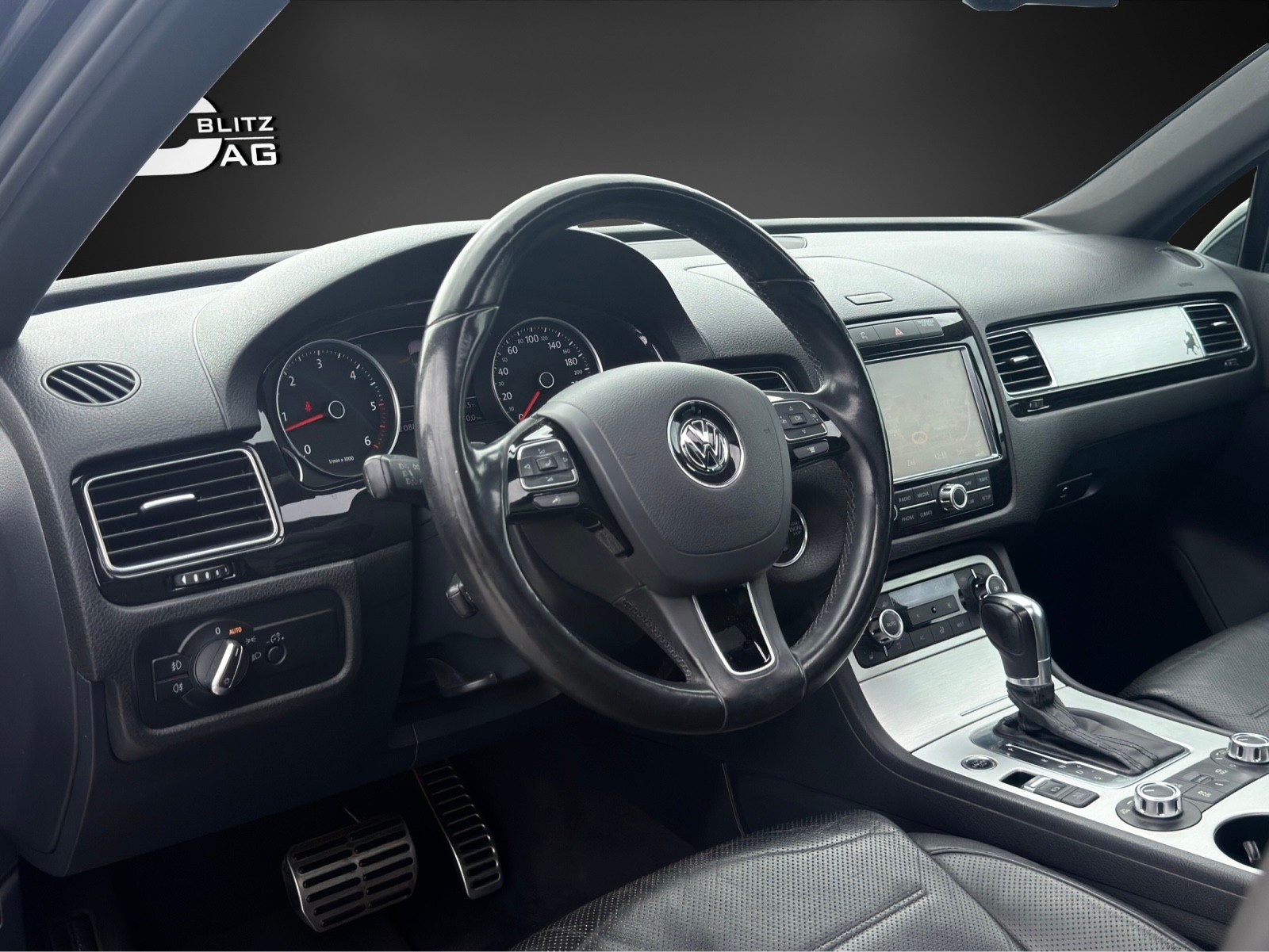 VW Touareg 3.0 TDI BlueMotion Technology Tiptronic mit 240 PS-image-7